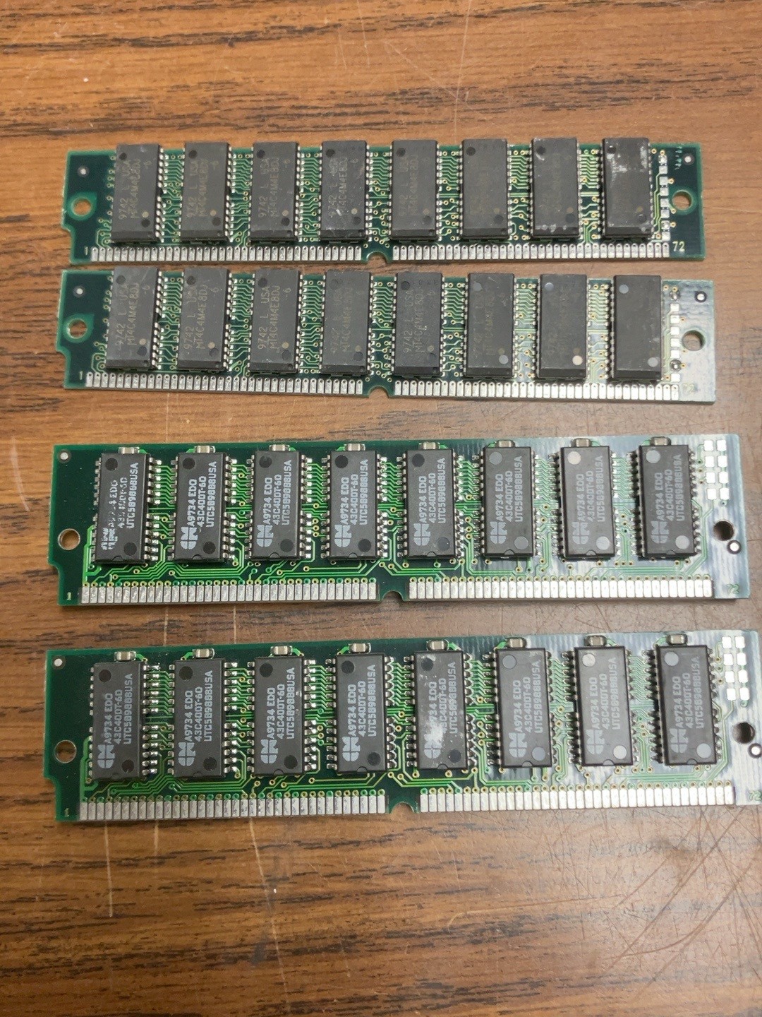 Lot 4 Vintage 72-Pin SIMM RAM 60ns EDO FPM 486 Pentium Retro PC Memory Lot 4 Vintage 72-Pin SIMM RAM 60ns EDO FPM 486 Pentium Retro PC Memory