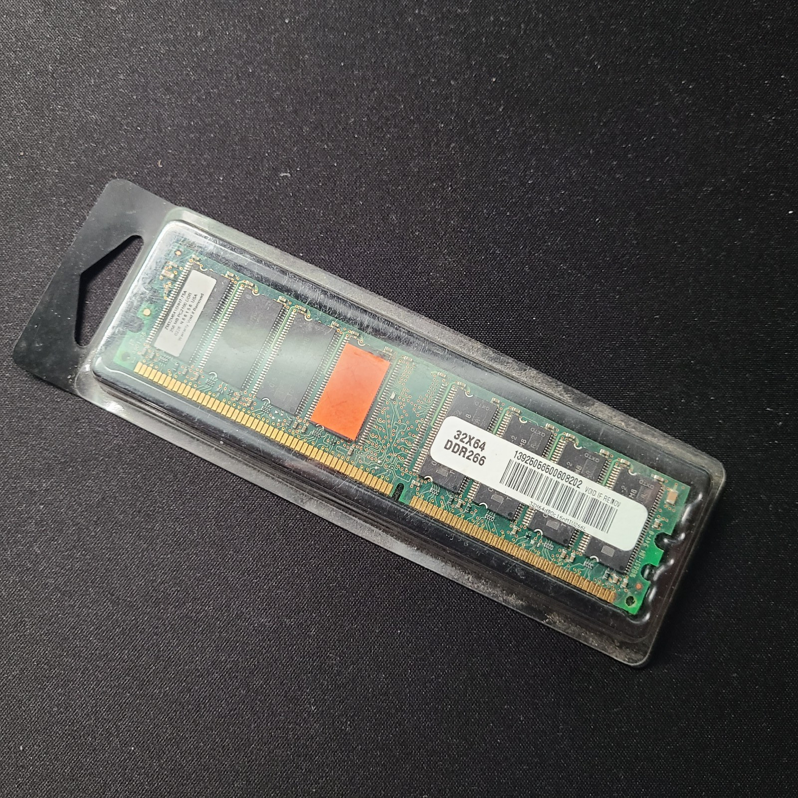 Vintage Micron 256MB DDR PC2100 266MHz 184-Pin Desktop RAM Vintage Micron 256MB DDR PC2100 266MHz 184-Pin Desktop RAM