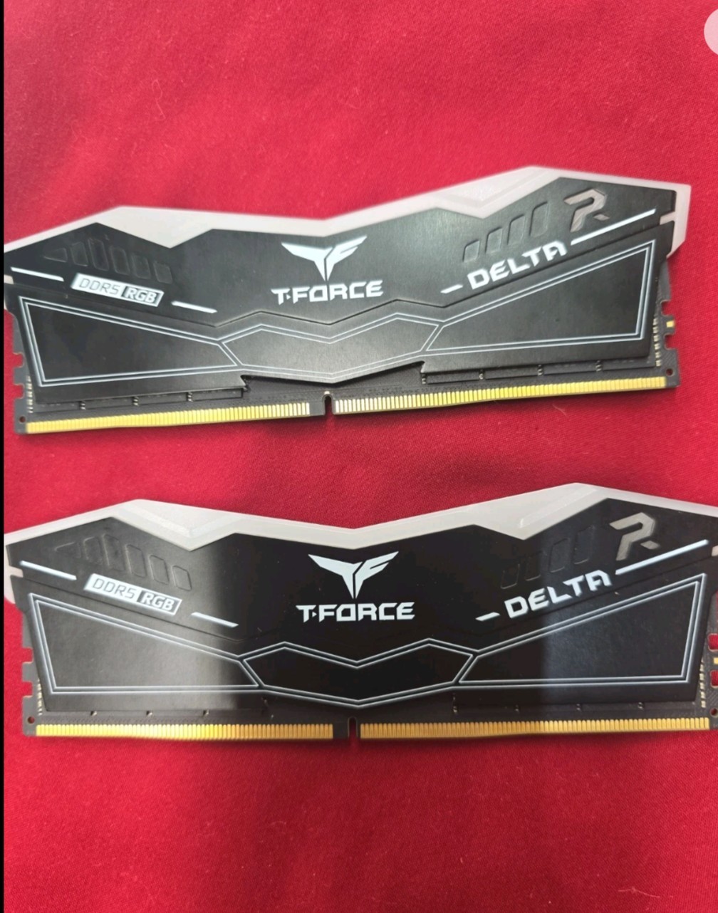 TeamGroup T-Force DELTA RGB 64GB 2x32 On-die ECC 6000mhz. TeamGroup T-Force DELTA RGB 64GB 2x32 On-die ECC 6000mhz.