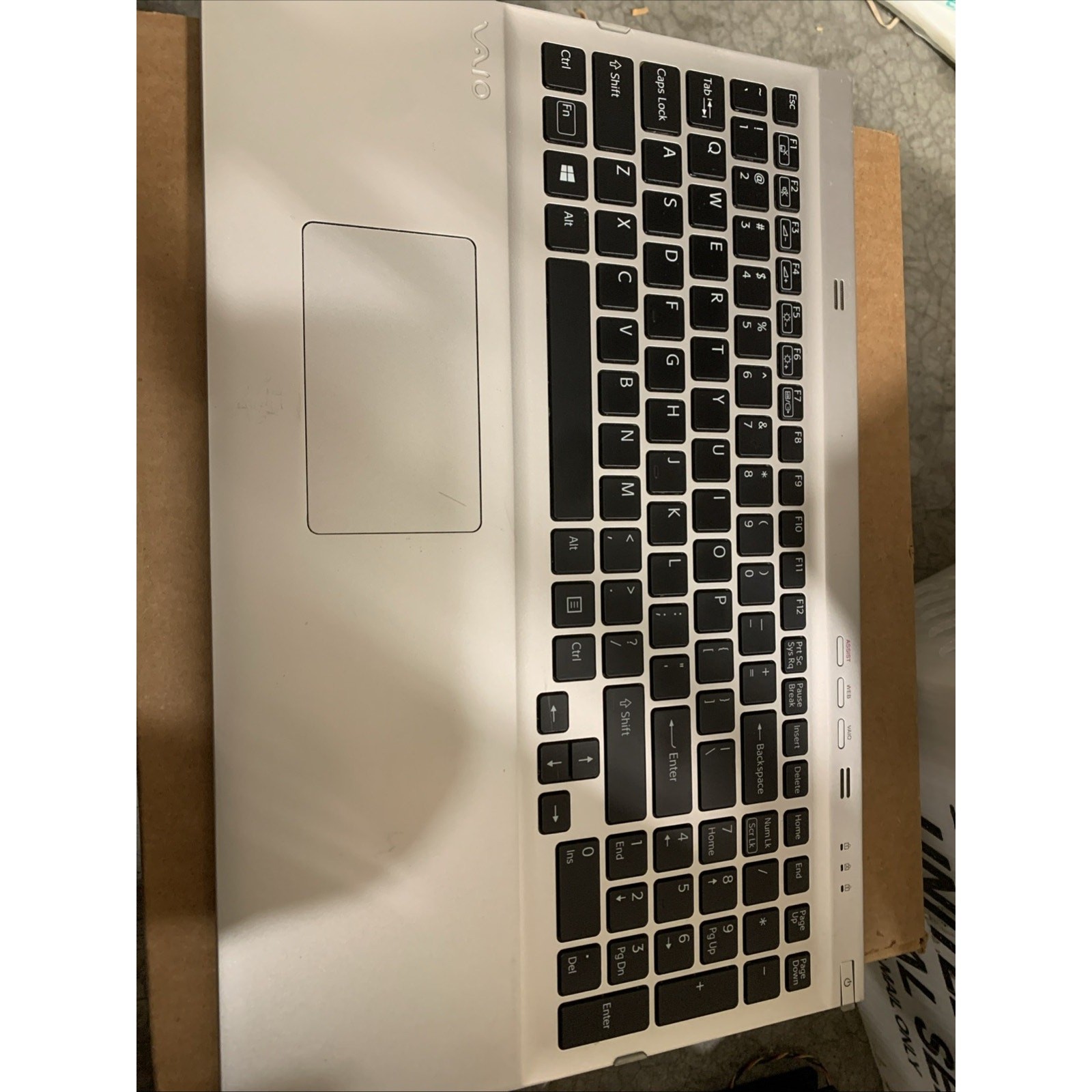 Sony Vaio SVT151 Series Laptop Palmrest Touchpad Backlit Keyboard 60.4YH01.001 Sony Vaio SVT151 Series Laptop Palmrest Touchpad Backlit Keyboard 60.4YH01.001