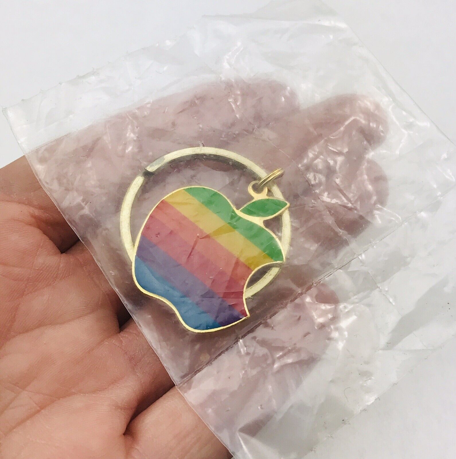 Vintage Apple Computer Multicolor Rainbow Keychain Sealed 1980’s New in Package