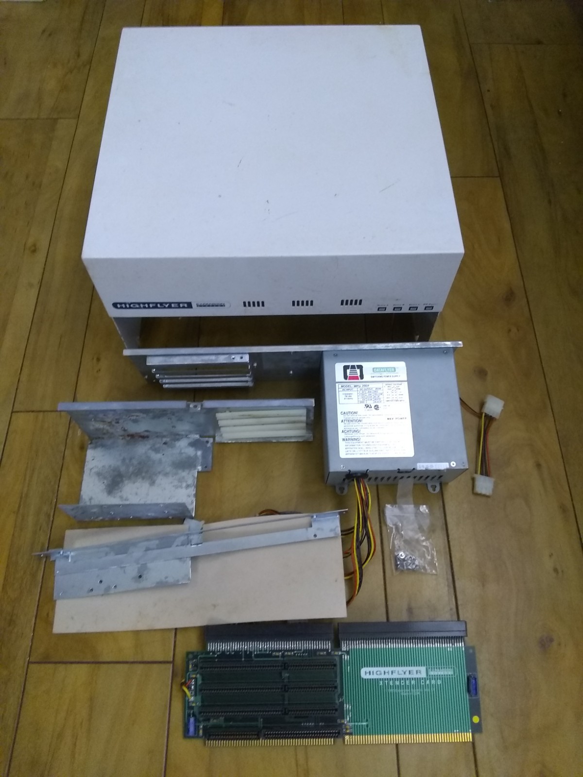 HighFlyer Amiga 4000 Tower & Bus Extender, Expansion Systems A4000T Kit