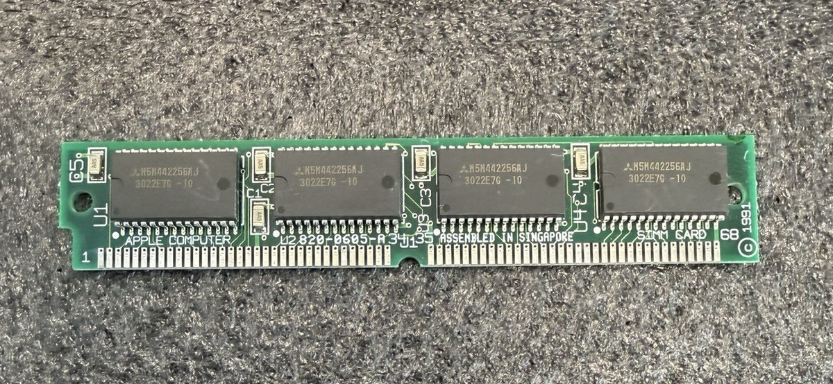 Apple Macintosh 512KB VRAM 68 Pin SIMM - 820-0605 Apple Macintosh 512KB VRAM 68 Pin SIMM - 820-0605