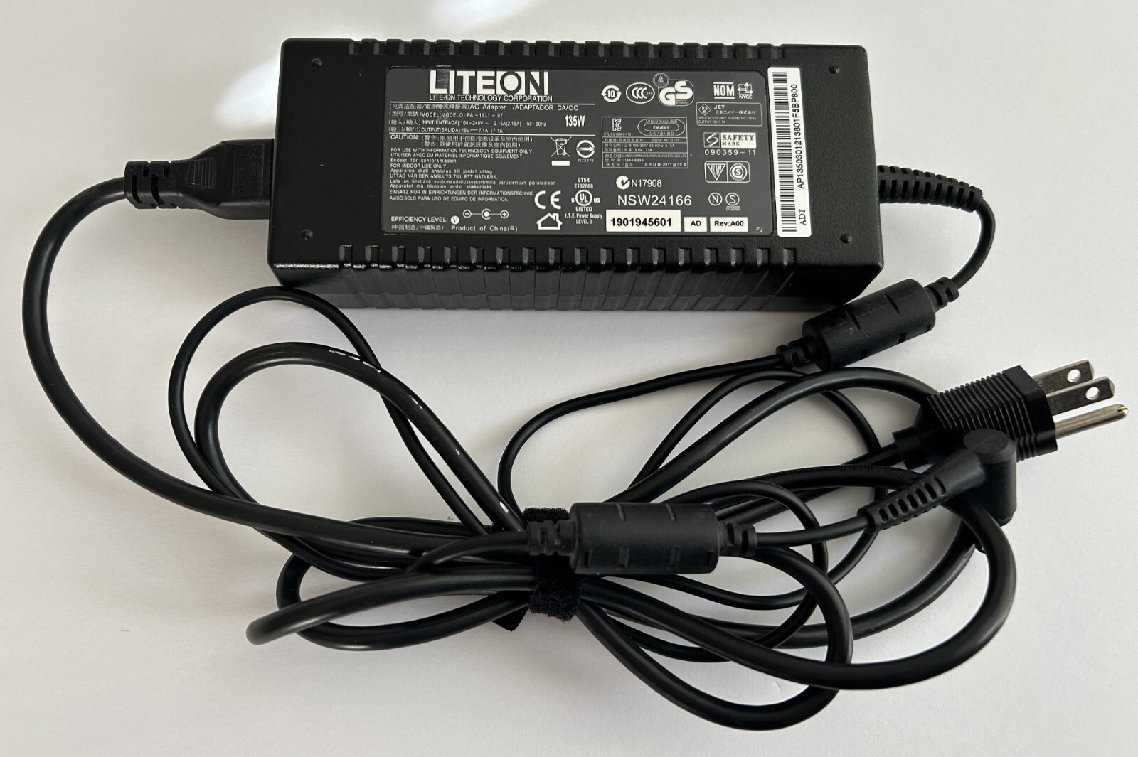 Vintage Gateway Power Supply AC Adapter 135w LITEON Technology Corp. 