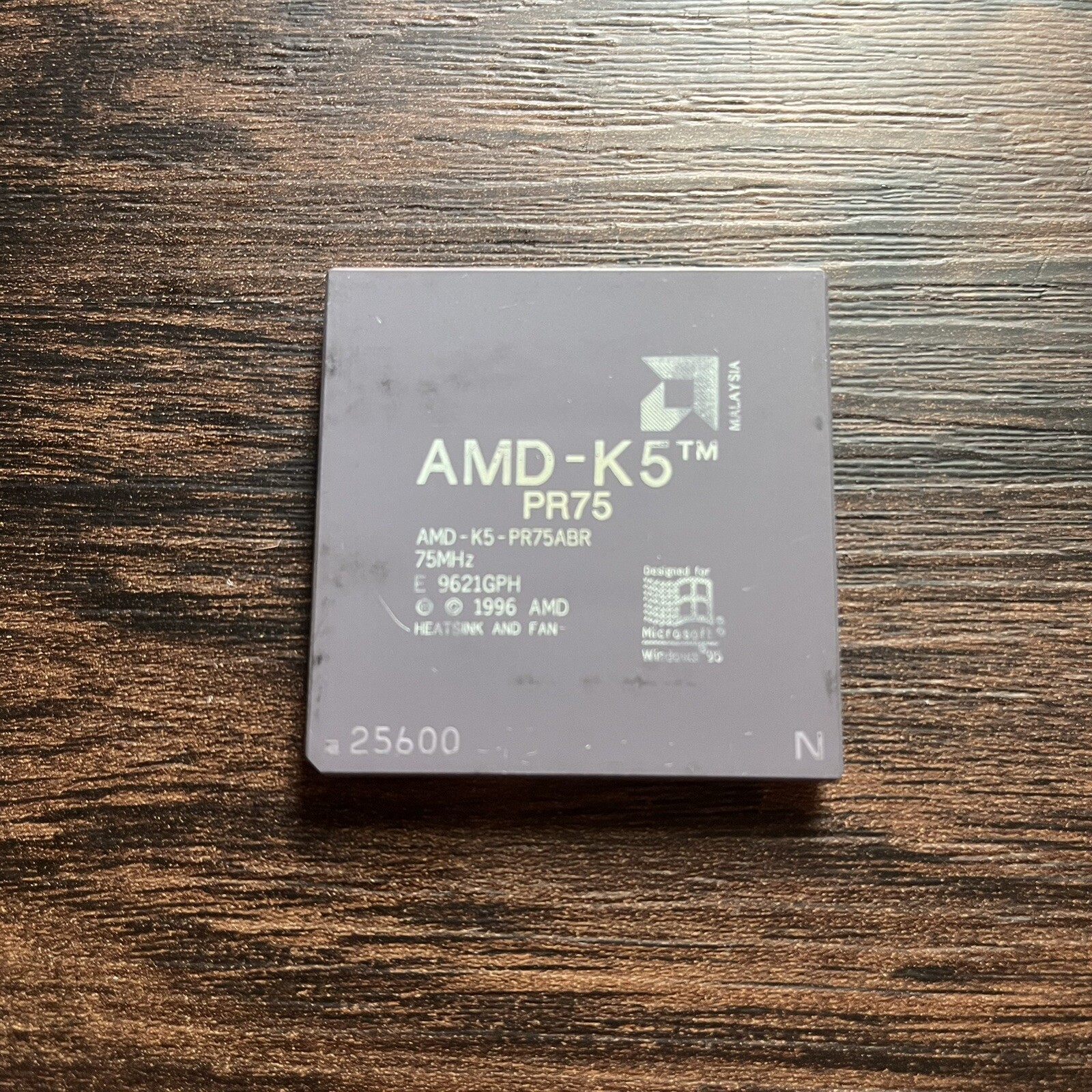 AMD K5 PR75 Socket 7 CPU 75MHz Ceramic PR75ABR AMD K5 PR75 Socket 7 CPU 75MHz Ceramic PR75ABR