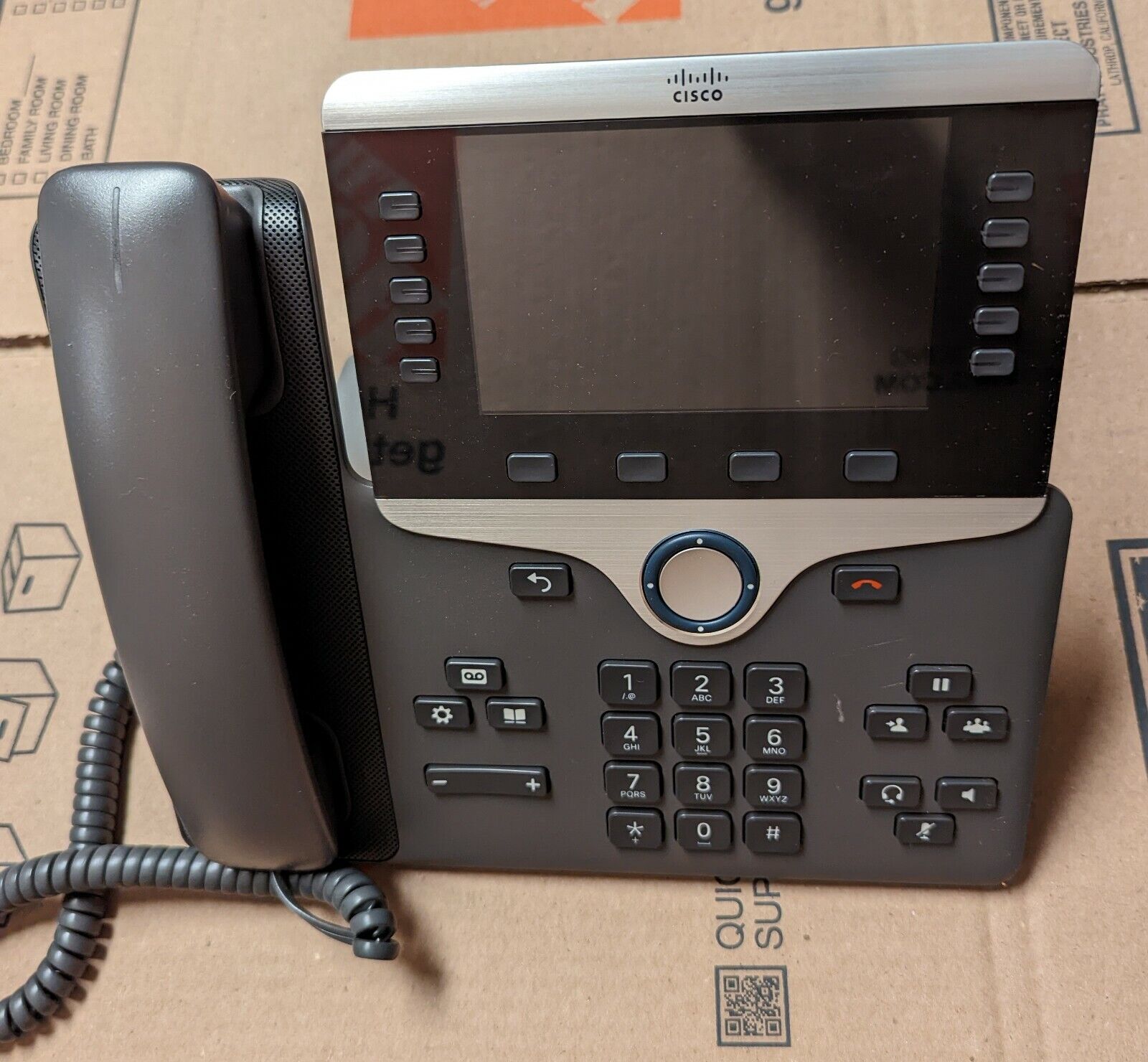Lightly Used Cisco 8811 Series VoIP phone Factory Reset great condition 