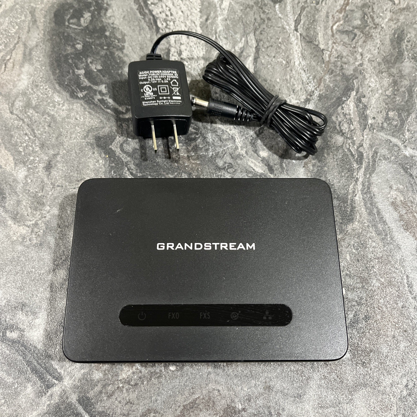 Grandstream HT813 VoIP Gateway Fast Ethernet Hybrid ATA with FXS and FXO Ports