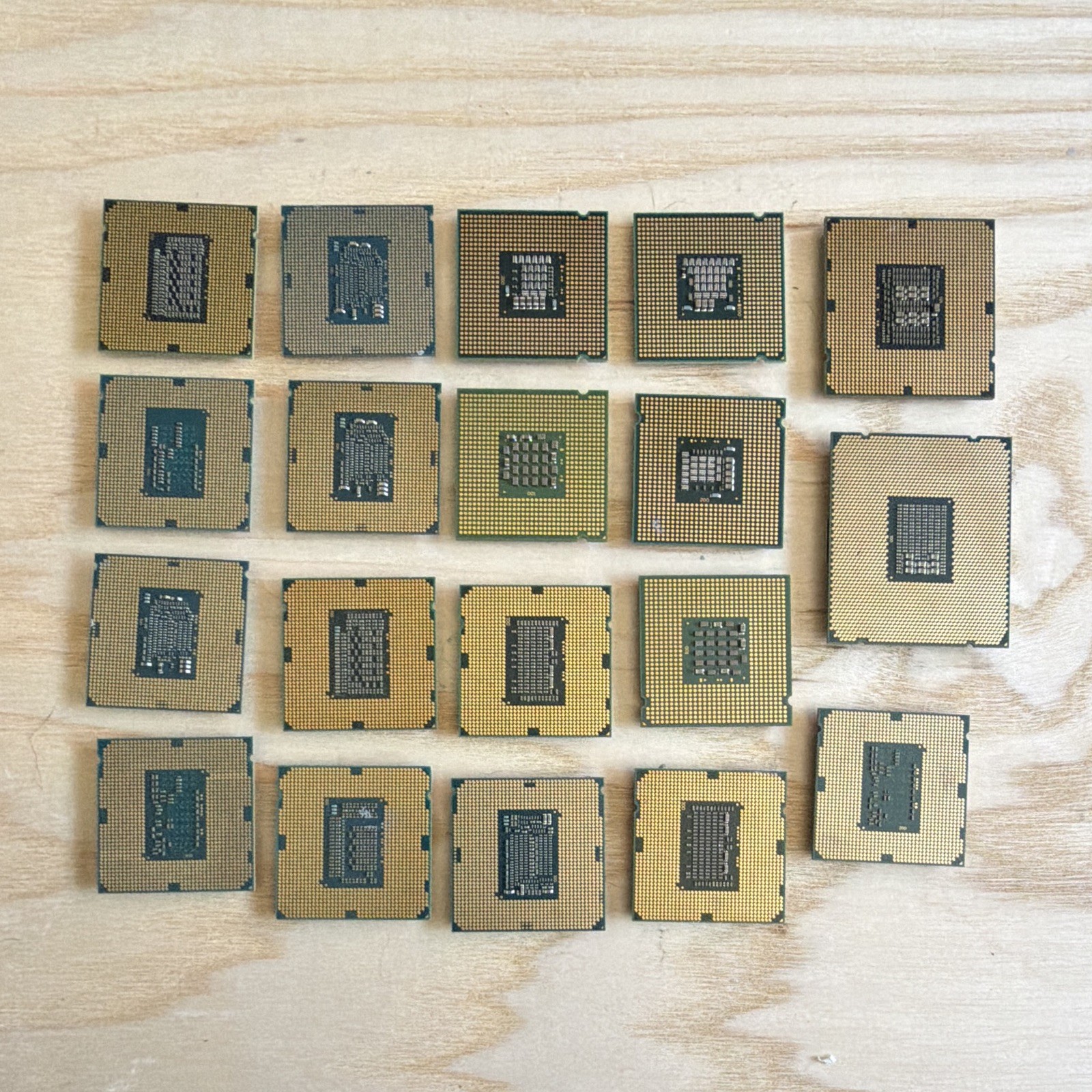 Lot of 19 Various Intel CPU Processors-pentium 4, i3, i5, i7, Core 2 Duo, Xenon Lot of 19 Various Intel CPU Processors-pentium 4, i3, i5, i7, Core 2 Duo, Xenon
