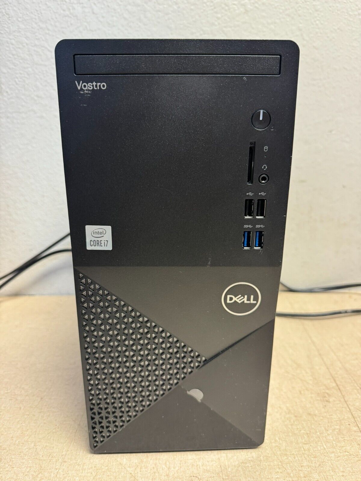 Dell Vostro 3888 PC with 8 Core Intel i7 10700 - 8GB - 512 GB NVME - Windows 11