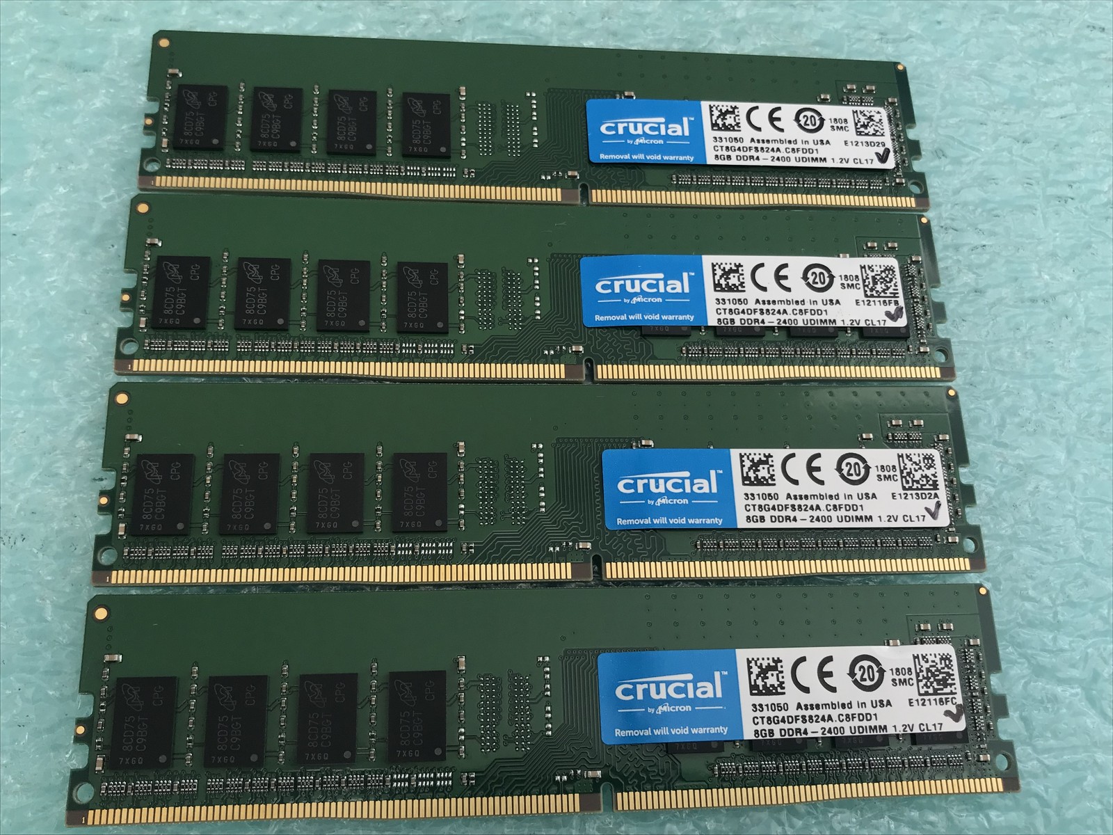 Crucial 32GB(4 x 8GB) CT8G4DFS824A.C8FDD1 DDR4-2400 UDIMM Desktop RAM - CR352A Crucial 32GB(4 x 8GB) CT8G4DFS824A.C8FDD1 DDR4-2400 UDIMM Desktop RAM - CR352A