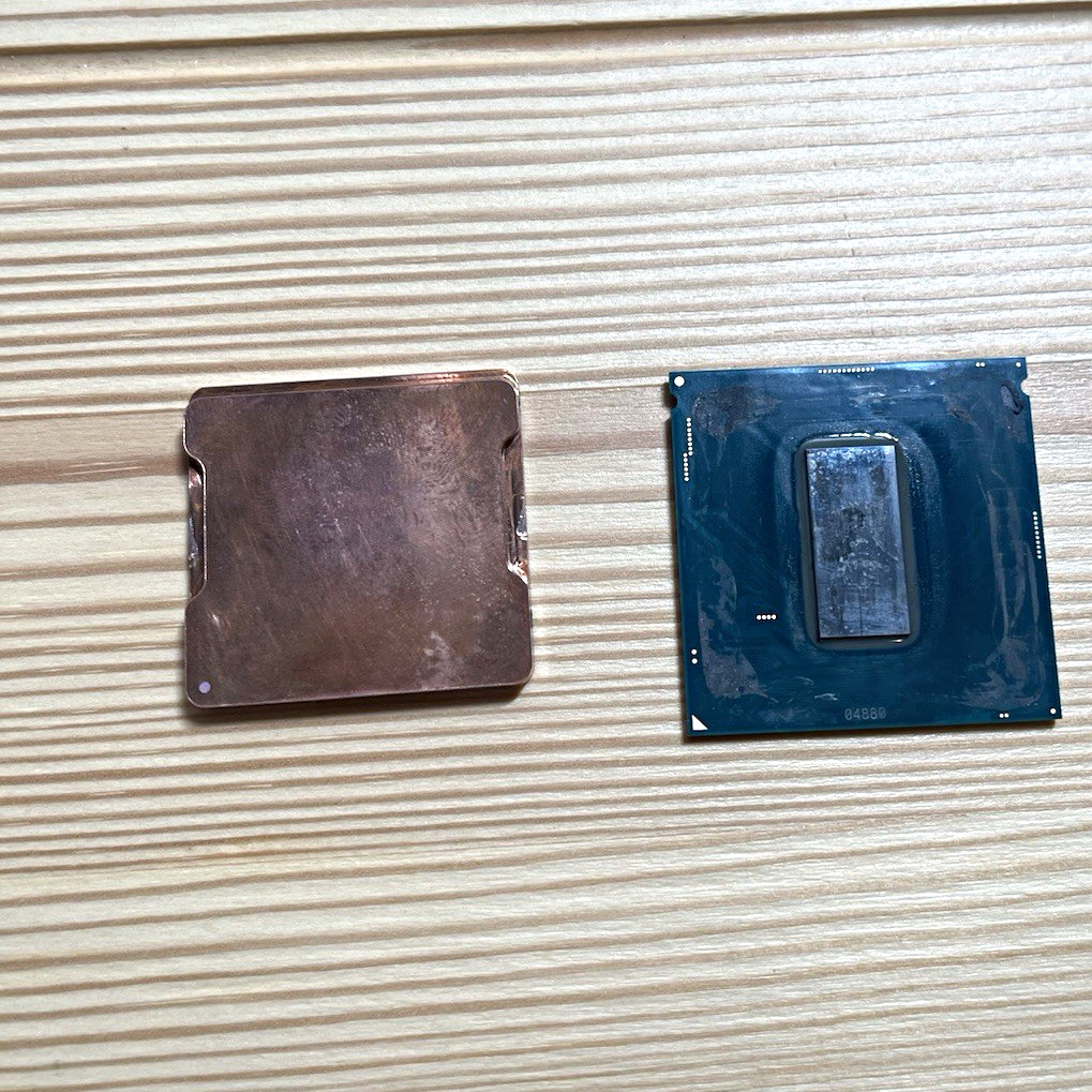 Delidded Intel 9900KF with copper IHS Delidded Intel 9900KF with copper IHS