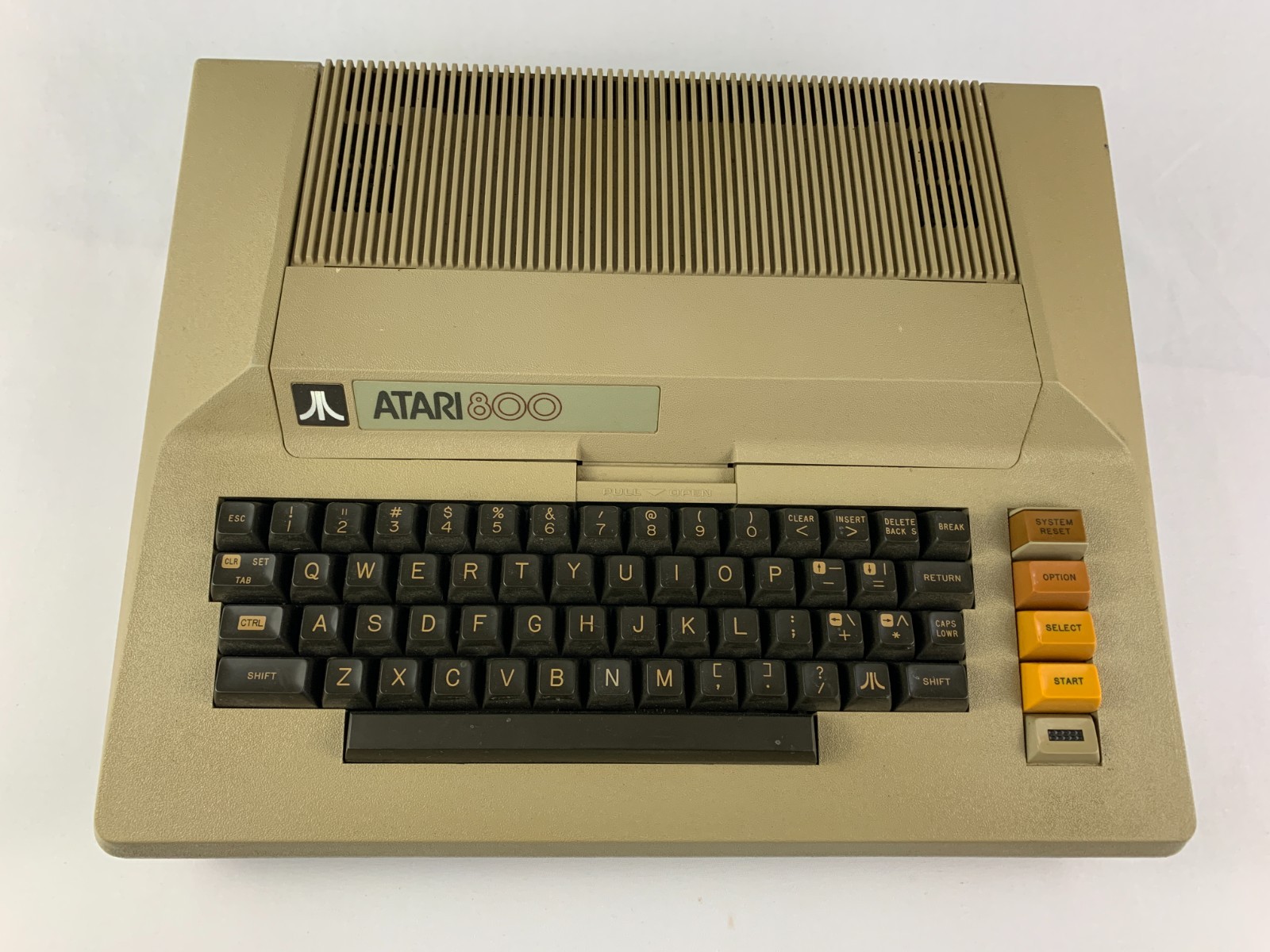 Atari 800 Home Computer System - Untested For Parts or Repairs, Cut Cord 981 Atari 800 Home Computer System - Untested For Parts or Repairs, Cut Cord 981