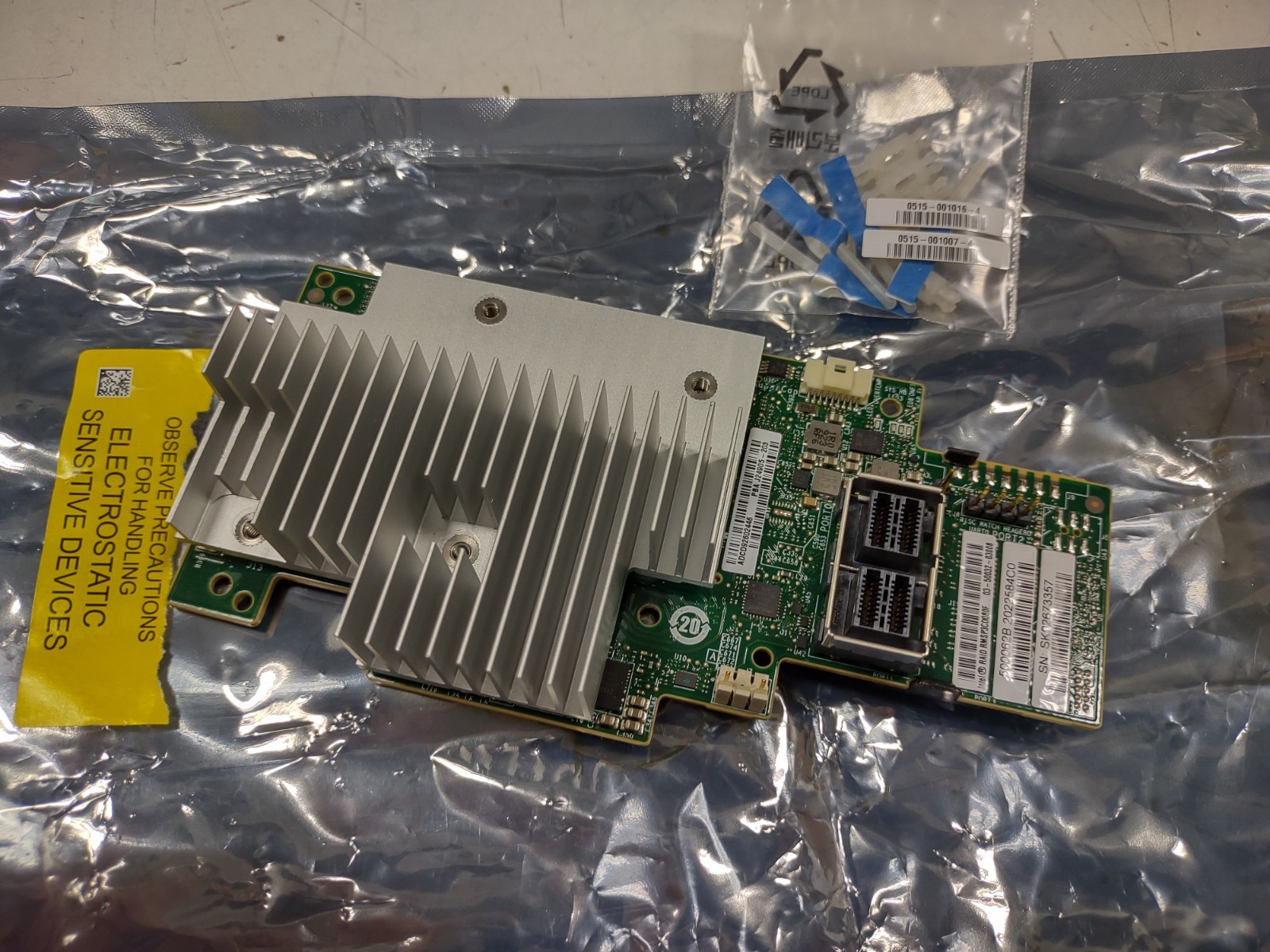 INTEL 8 PORT TRIMODE RAID MODULE, 1/0/10/5/50/6/60, 12GB SAS, RMSP3CD080F INTEL 8 PORT TRIMODE RAID MODULE, 1/0/10/5/50/6/60, 12GB SAS, RMSP3CD080F