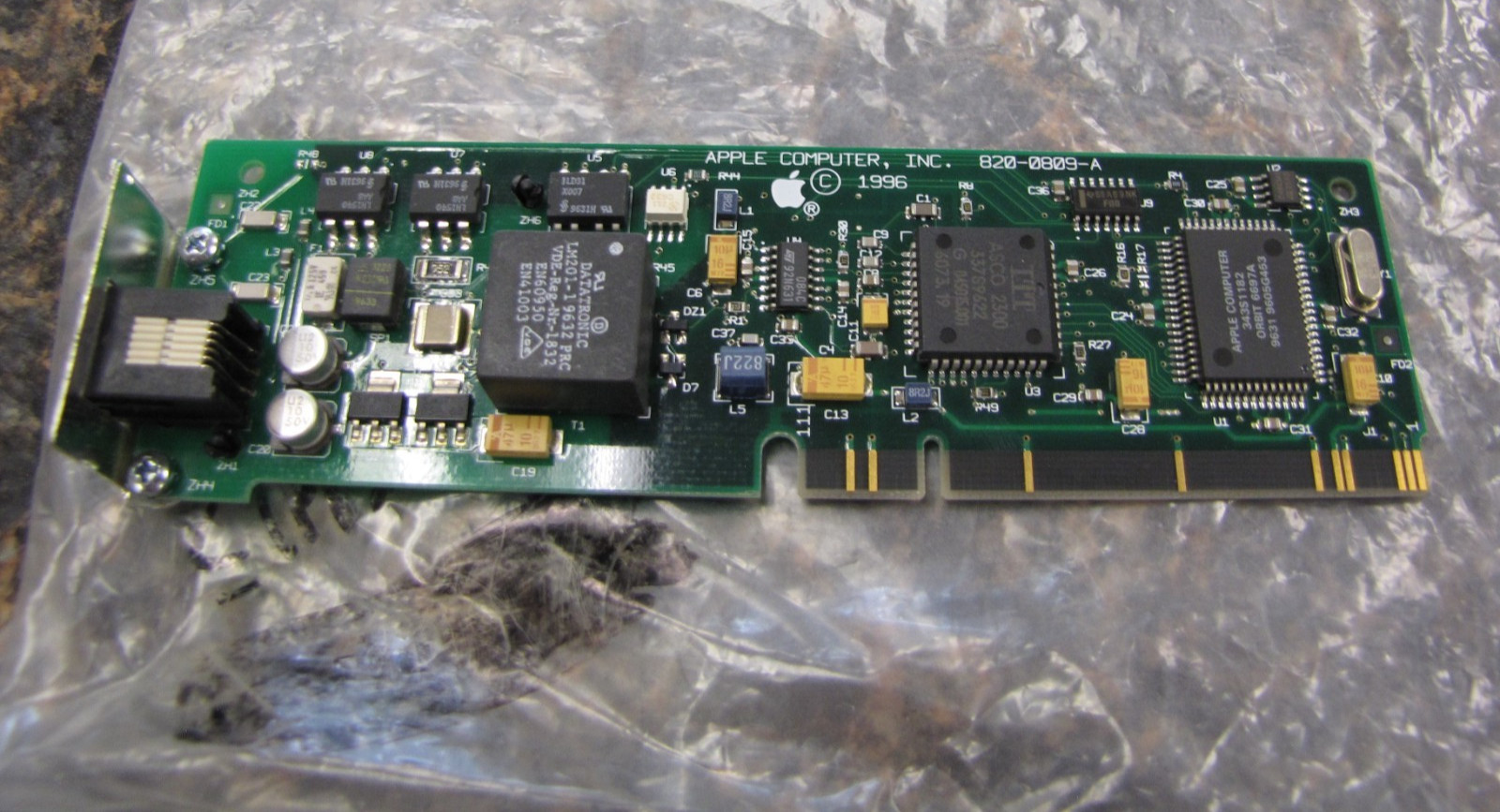 Vintage Apple 820-0809-A Internal 28.8K Fax Modem CSII Card - IK38 Vintage Apple 820-0809-A Internal 28.8K Fax Modem CSII Card - IK38