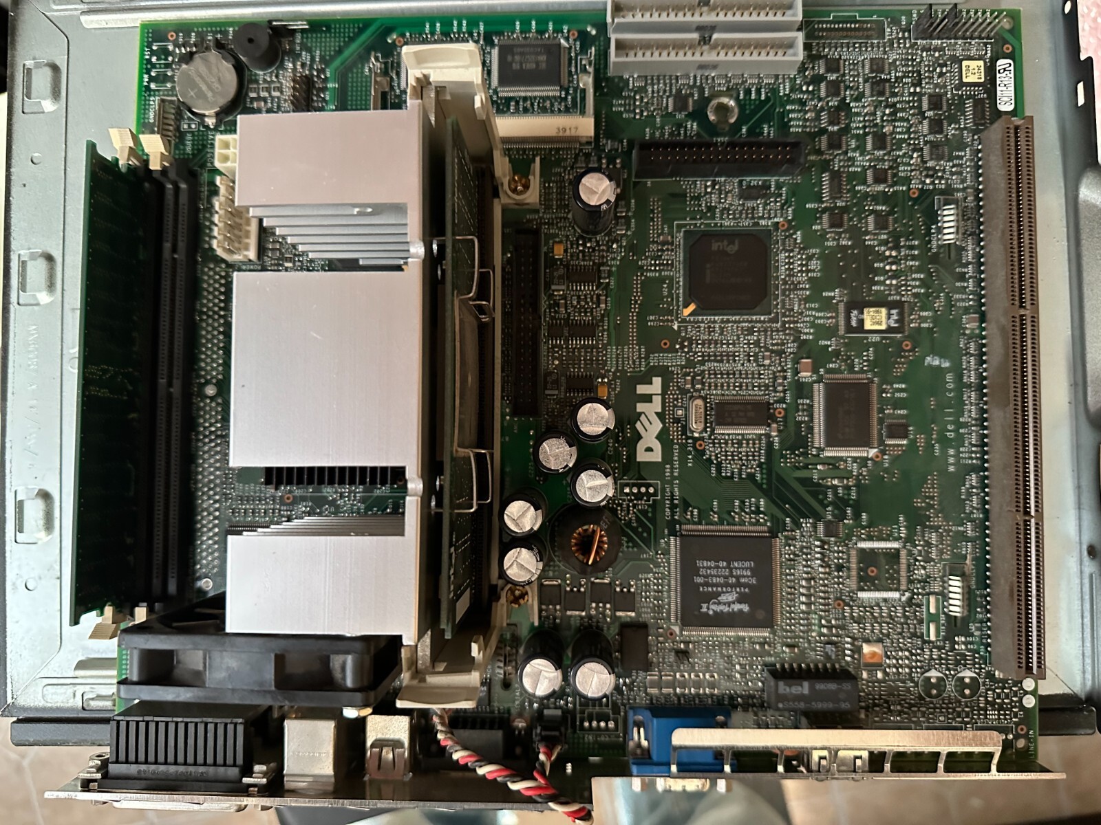 Vintage Dell Optiplex G1 Motherboard w/ Celeron 400MHZ CPU and 64MB RAM Vintage Dell Optiplex G1 Motherboard w/ Celeron 400MHZ CPU and 64MB RAM