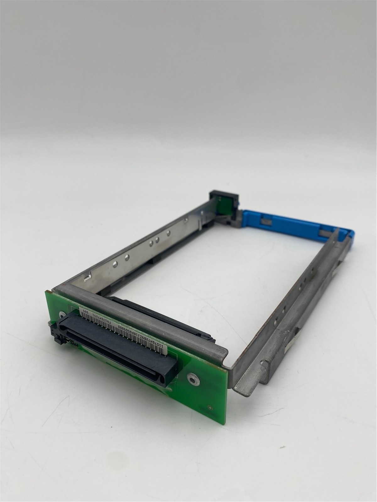 IBM 80 PIN F50 DRIVE CAGE 76H7291 IBM 80 PIN F50 DRIVE CAGE 76H7291