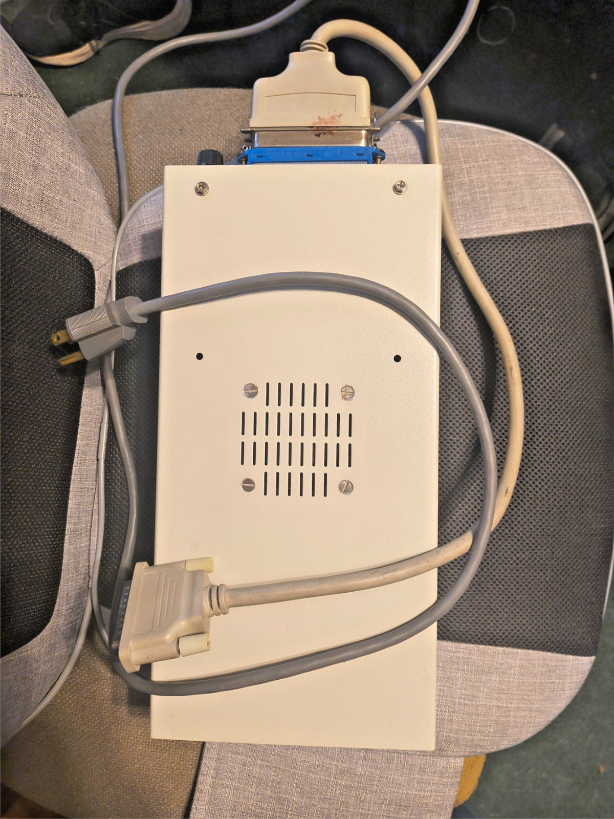 Amiga External SCSI Hard Drive case w/unknown hard drive - powers on Amiga External SCSI Hard Drive case w/unknown hard drive - powers on