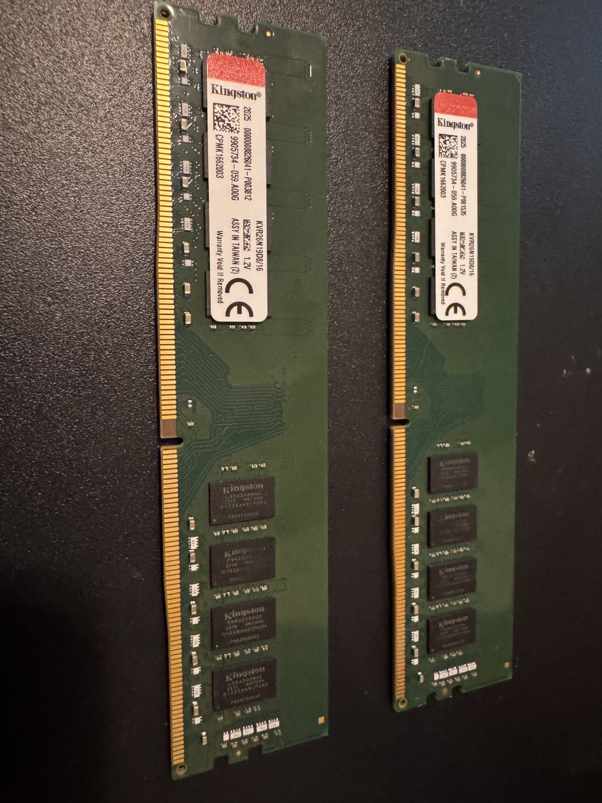 Kingston ValueRAM 32GB (16GBx2) 2666MHz, DDR4 (used)