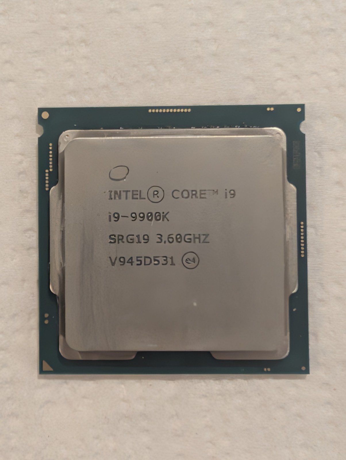 Intel Core i9-9900K SRG19 3.60GHz 16MB 8-Core LGA1151 B Grade CPU Processor Intel Core i9-9900K SRG19 3.60GHz 16MB 8-Core LGA1151 B Grade CPU Processor
