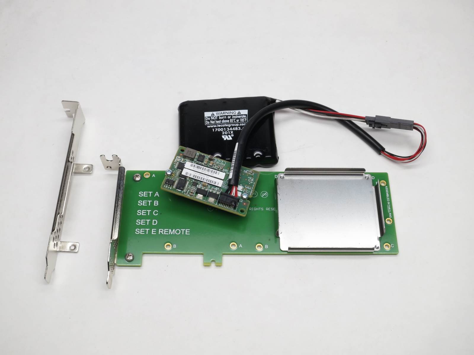 LSI00418 LSI/AVAGO CASHEVAULT KIT FOR 9380 9361 9380 RAID CARDS BOTH BRACKETS LSI00418 LSI/AVAGO CASHEVAULT KIT FOR 9380 9361 9380 RAID CARDS BOTH BRACKETS