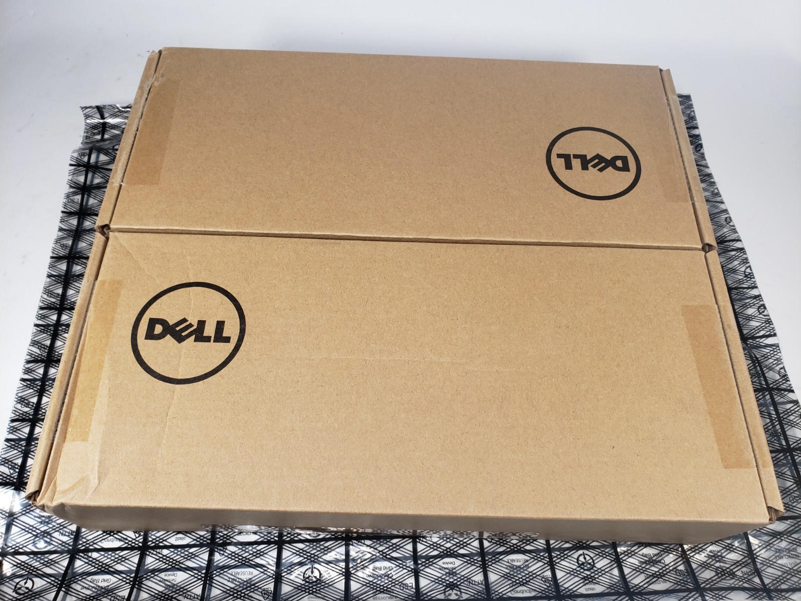 LOT OF 2 NEW Dell Powerswitch 550W Reverse Flow Power Supply DPS-550LB-1B 3WVHP LOT OF 2 NEW Dell Powerswitch 550W Reverse Flow Power Supply DPS-550LB-1B 3WVHP