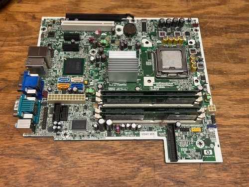 HP Compaq DC5800 Motherboard 461536-001 450667-001 REV 0D / SLB9J / (4) 2GB HP Compaq DC5800 Motherboard 461536-001 450667-001 REV 0D / SLB9J / (4) 2GB