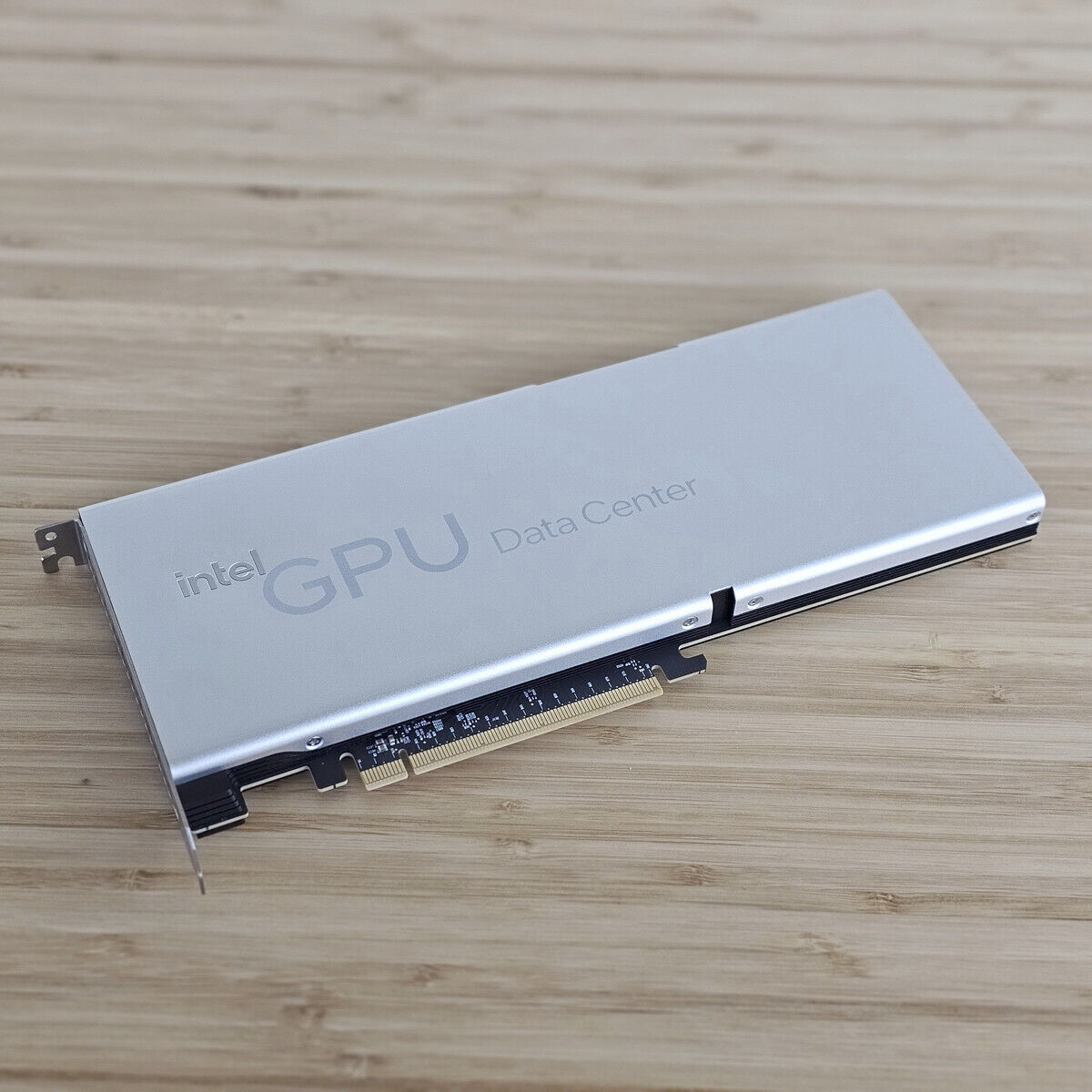 Intel Data Center GPU Flex 170 16GB PCI-E 4.0 Workstation GPU Accelerator Card