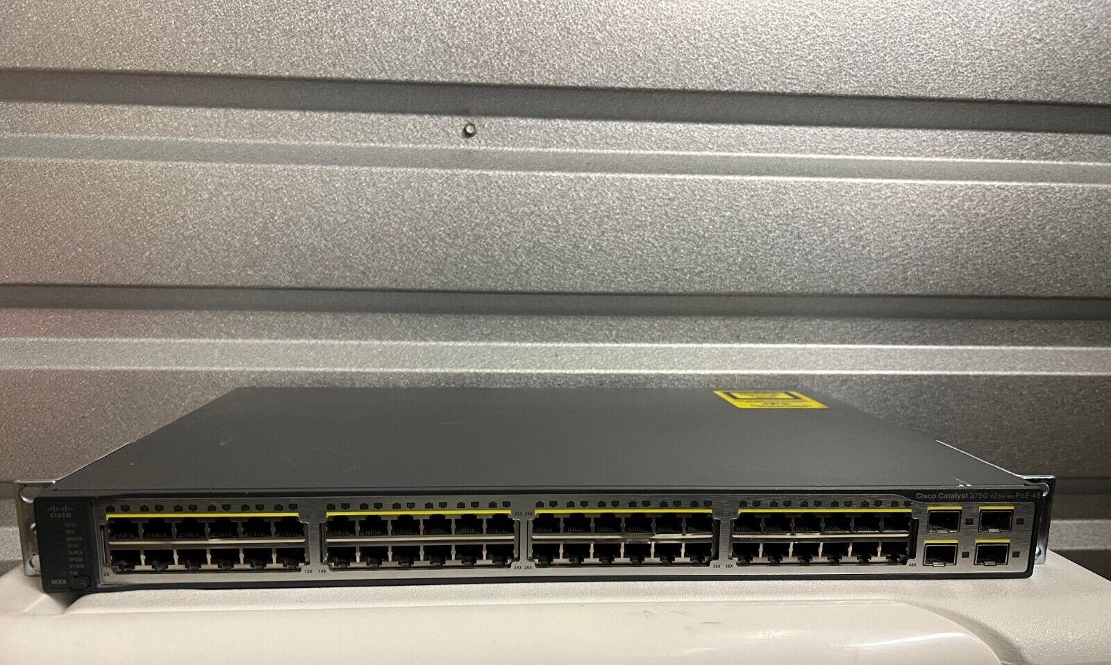 Cisco  Catalyst (WS-C3750V2-48PS-S) 48-Ports-Ports Rack-Mountable Switch Managed