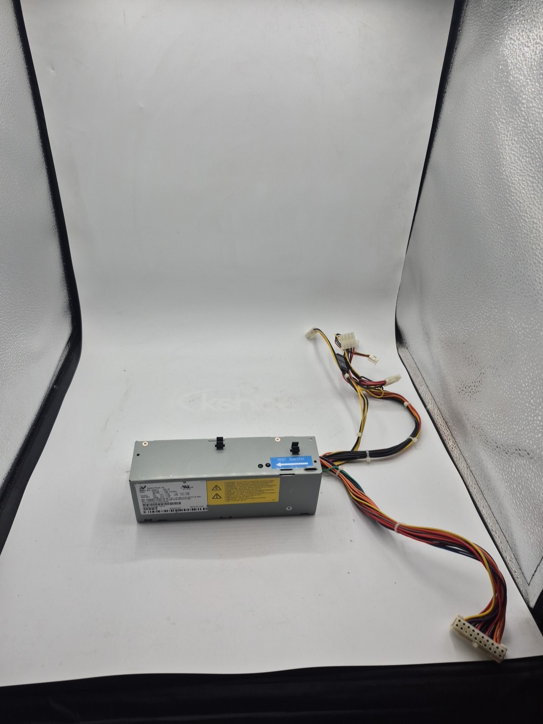 Newton Power NPS-180EB A REV 03 Power Supply Newton Power NPS-180EB A REV 03 Power Supply