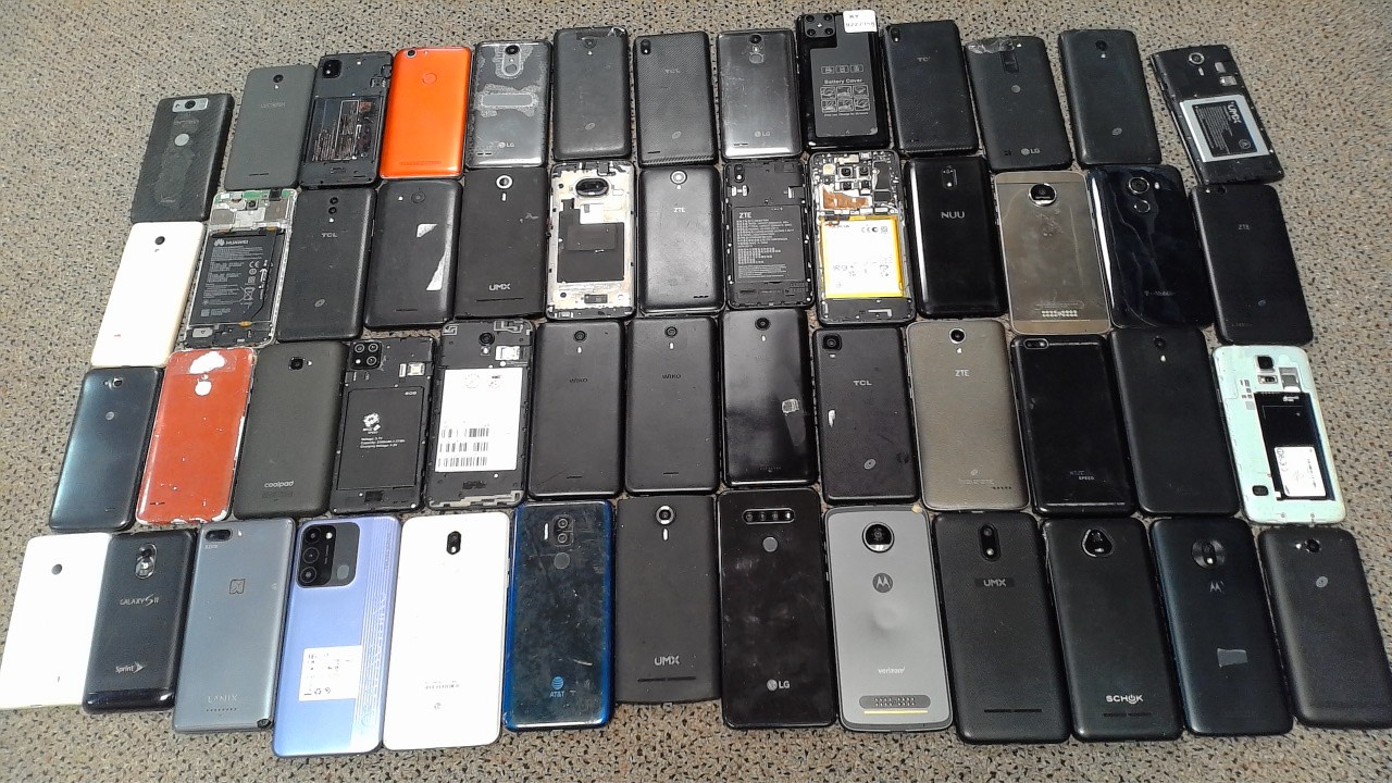Lot of 52 Untested Mixed Brand Smartphone Cell Phone Lot of 52 Untested Mixed Brand Smartphone Cell Phone
