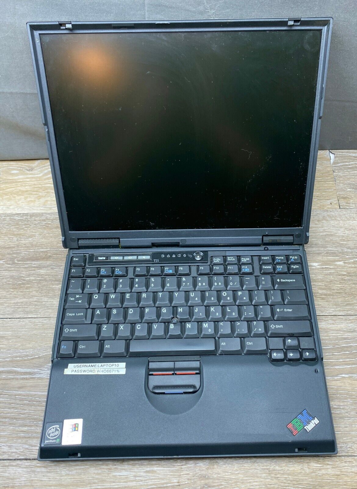 Vintage IBM ThinkPad Laptop Intel Pentium MHz MB IBM TYPE: 2647