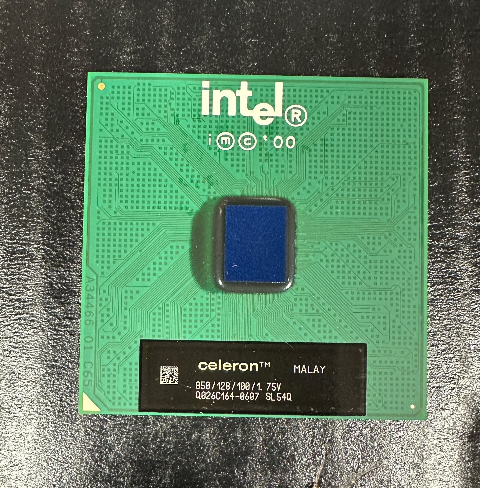 SL54Q Intel Celeron 850MHz 100MHz 128KB Cache Socket 370 CPU vintage NEW SL54Q Intel Celeron 850MHz 100MHz 128KB Cache Socket 370 CPU vintage NEW