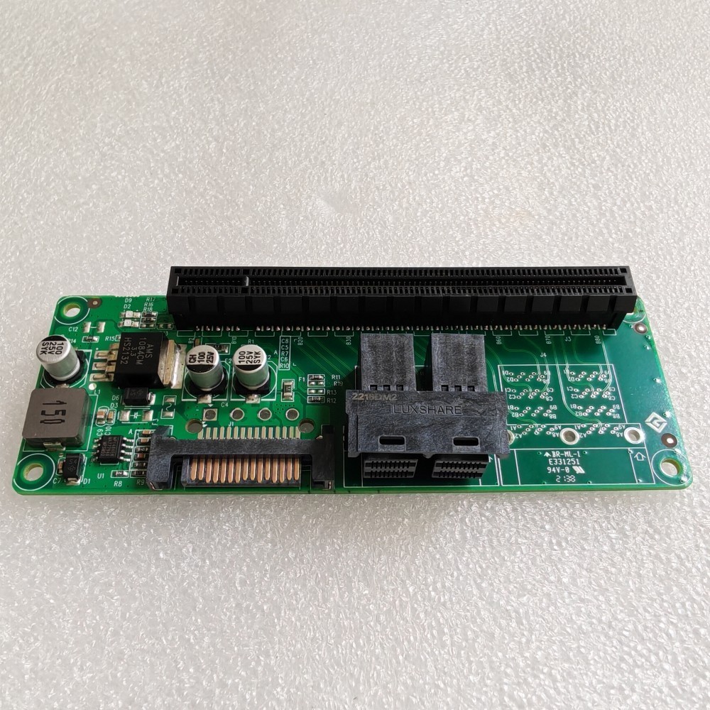 PCIe x4 to 2 Port Slot Adapter Card PCIe x4 to 2 Port Slot Adapter Card
