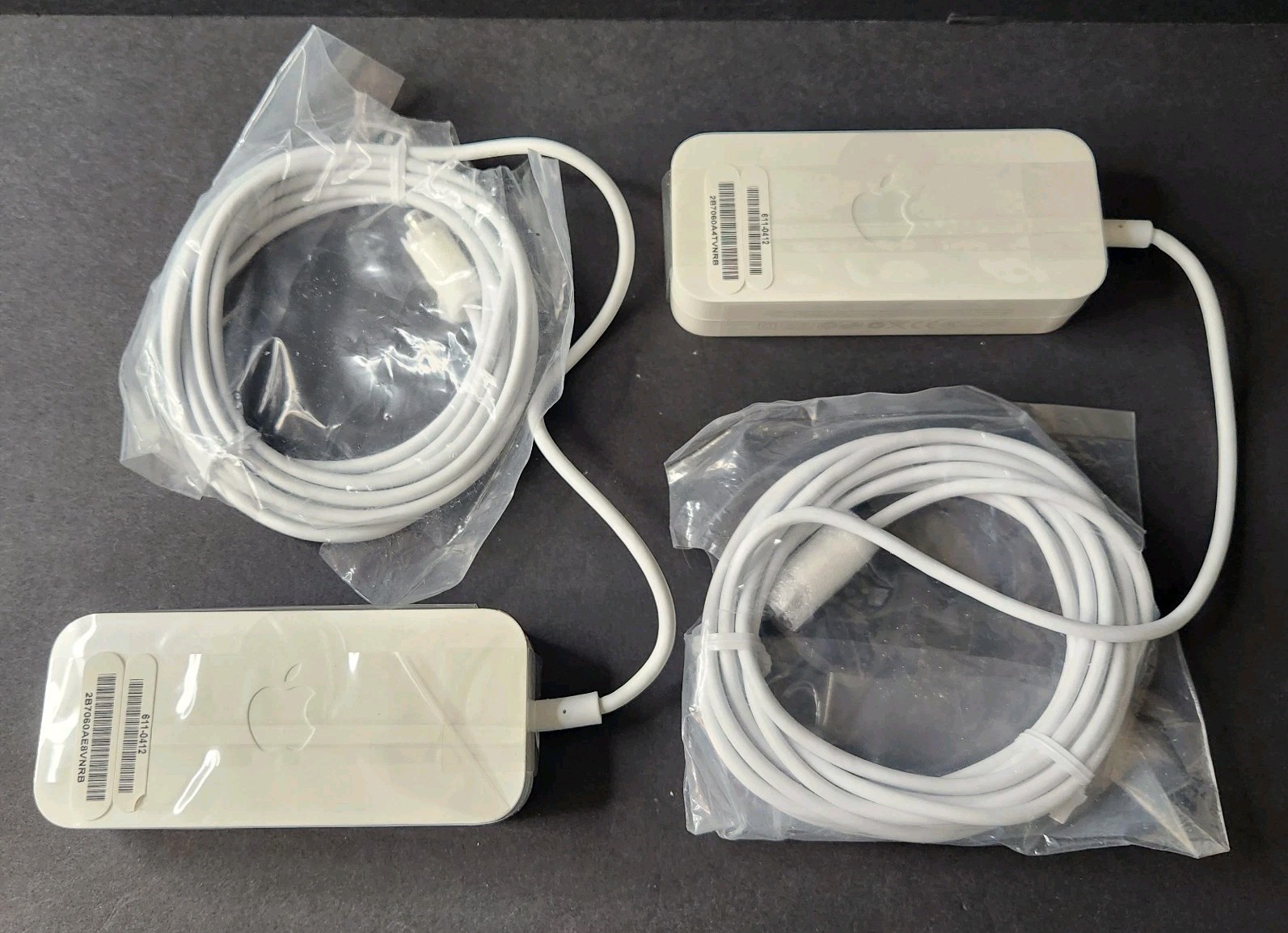2x NEW Apple Airport Extreme Power Supply A1202 White Adapter Cord Sticker Seals 2x NEW Apple Airport Extreme Power Supply A1202 White Adapter Cord Sticker Seals