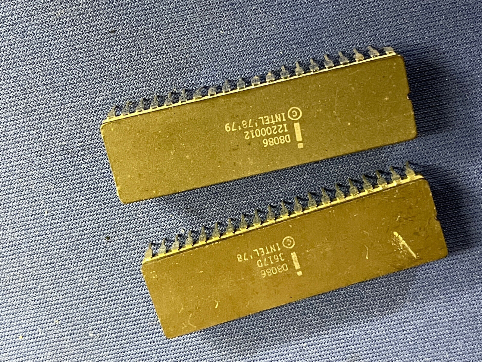 QTY-1 D8086 INTEL Vintage 1979/82 40-Pin Cerdip D8086 NOS COLLECTIBLE LAST ONES