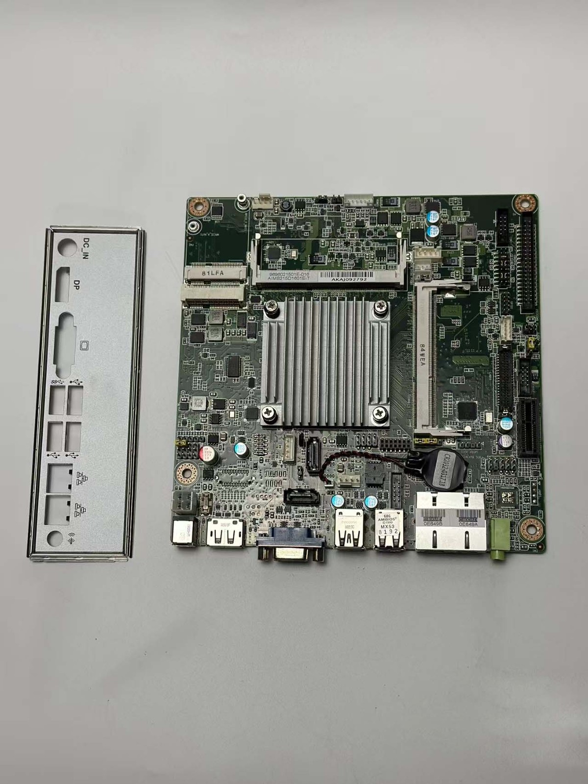 1pc used Advantech motherboard AIMB-215 1pc used Advantech motherboard AIMB-215