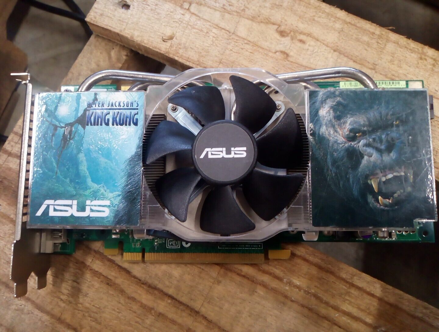 Asus Geforce EN7900GTX KING KONG Edition
