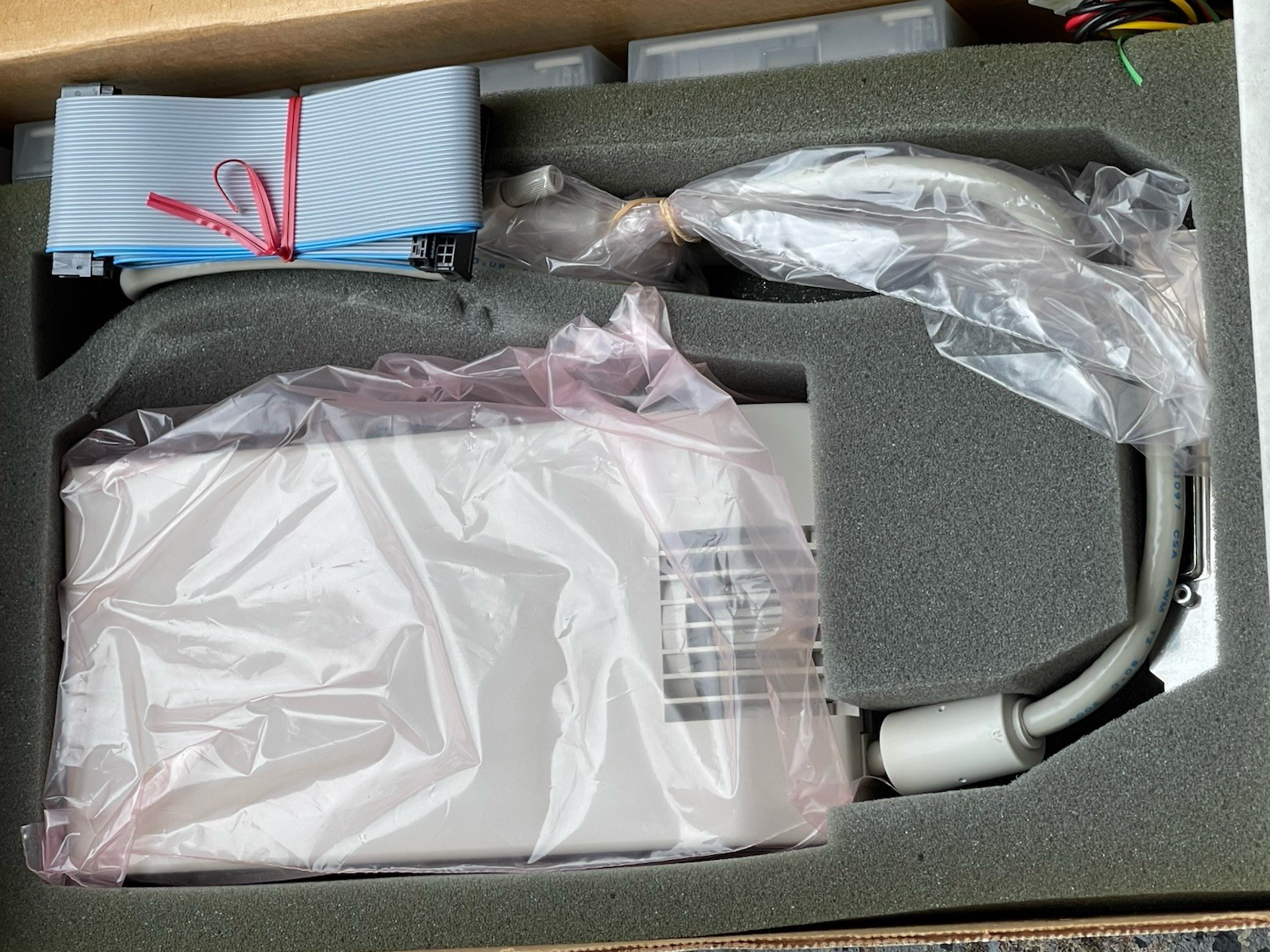 Unisys QIC-80 250MB Tape Drive NIB New in Box Vintage PC Backup Plateau A Unisys QIC-80 250MB Tape Drive NIB New in Box Vintage PC Backup Plateau A