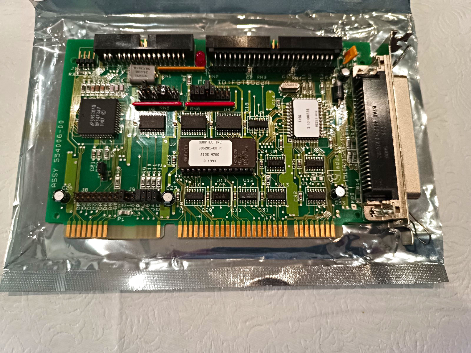 Adaptec AHA-1522A 16bit ISA Fast SCSI & Floppy Controller Card Ext 50pin SCSI Adaptec AHA-1522A 16bit ISA Fast SCSI & Floppy Controller Card Ext 50pin SCSI