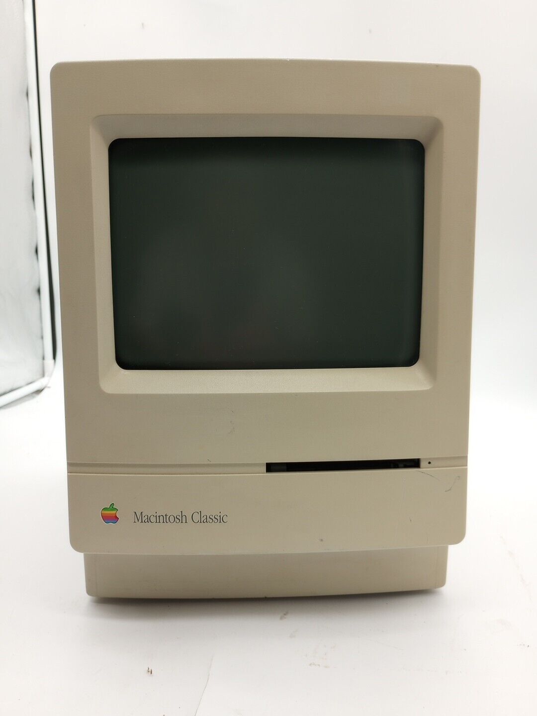 Apple Macintosh Classic Vintage Computer M0420 from 1991 For Parts Or Repair 