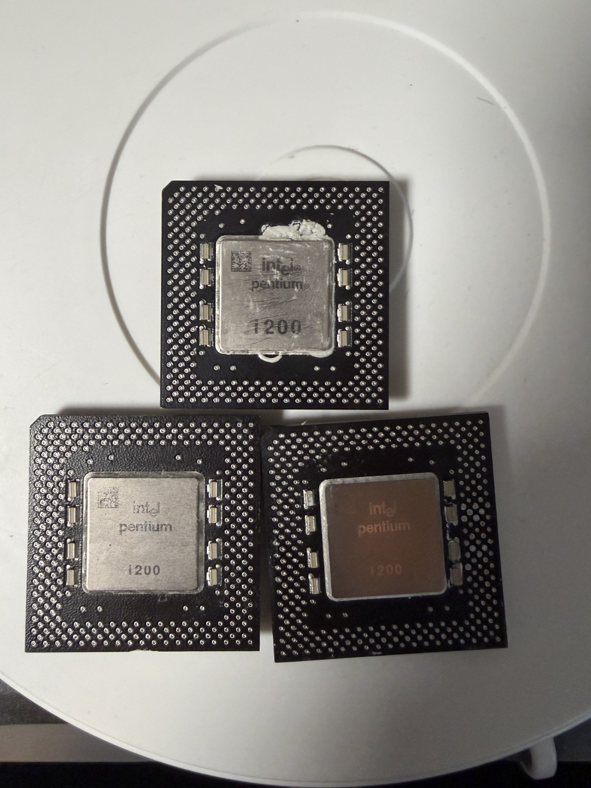 Vintage Intel Pentium 200MHz 66MHz Socket 7 CPU FV80502200 SY045 Tested Vintage Intel Pentium 200MHz 66MHz Socket 7 CPU FV80502200 SY045 Tested