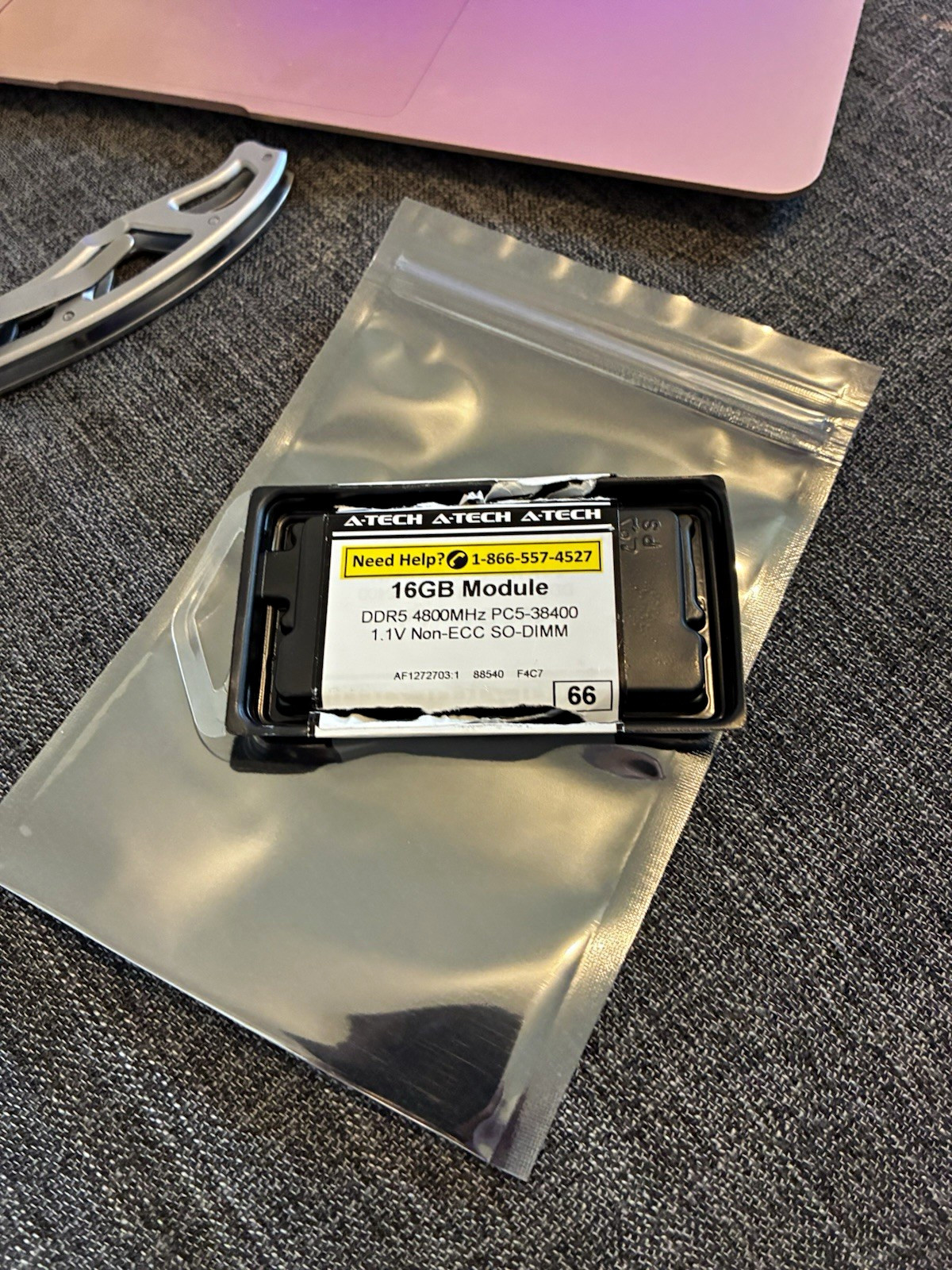 A-Tech 16GB DDR5-4800 PC5-38400 SO-DIMM Laptop RAM Non-ECC 1x16GB A-Tech 16GB DDR5-4800 PC5-38400 SO-DIMM Laptop RAM Non-ECC 1x16GB
