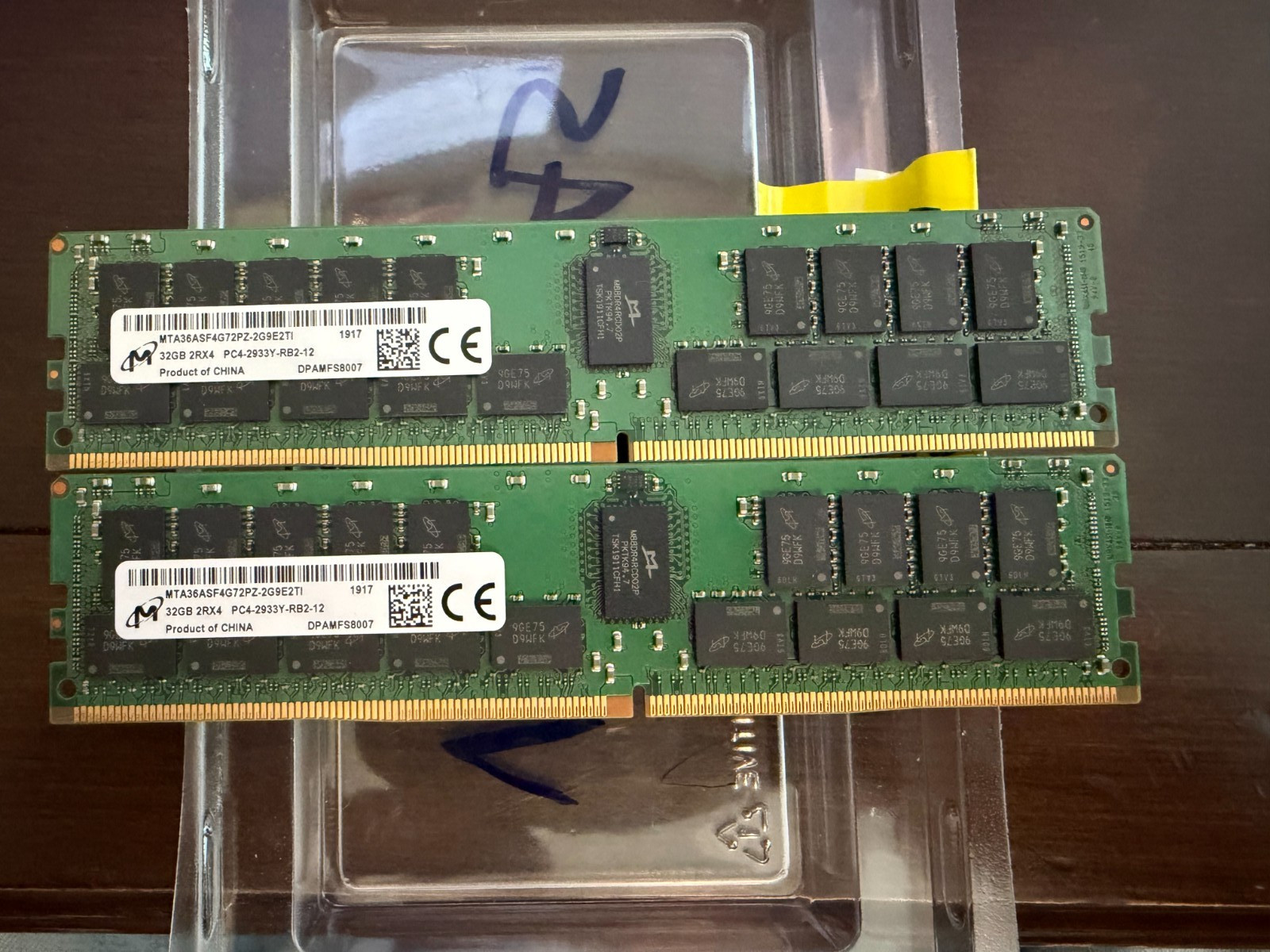 Micron 32GB DDR4 ECC DIMM PC4-2933Y 288-Pin MTA36ASF4G72PZ-2G9E2TI Micron 32GB DDR4 ECC DIMM PC4-2933Y 288-Pin MTA36ASF4G72PZ-2G9E2TI
