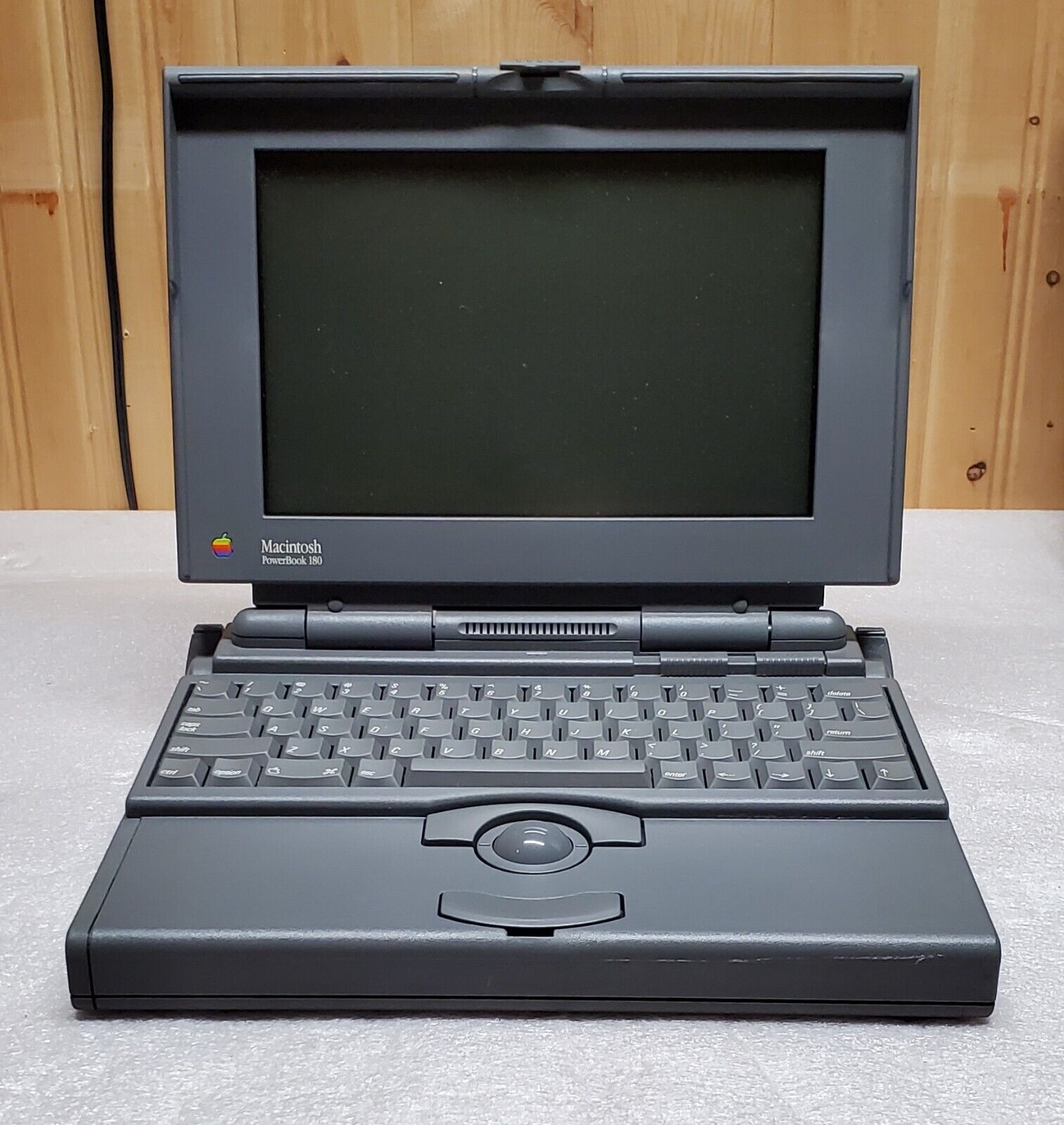 Apple Macintosh PowerBook 180 Vintage M4440 for Parts/Repair