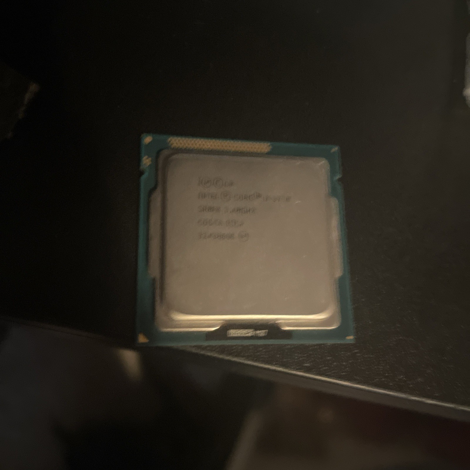 Intel Core I7-3770 Processor (3.40GHz, 4 Cores, Socket H2 LGA-1155) - SR0PK Intel Core I7-3770 Processor (3.40GHz, 4 Cores, Socket H2 LGA-1155) - SR0PK
