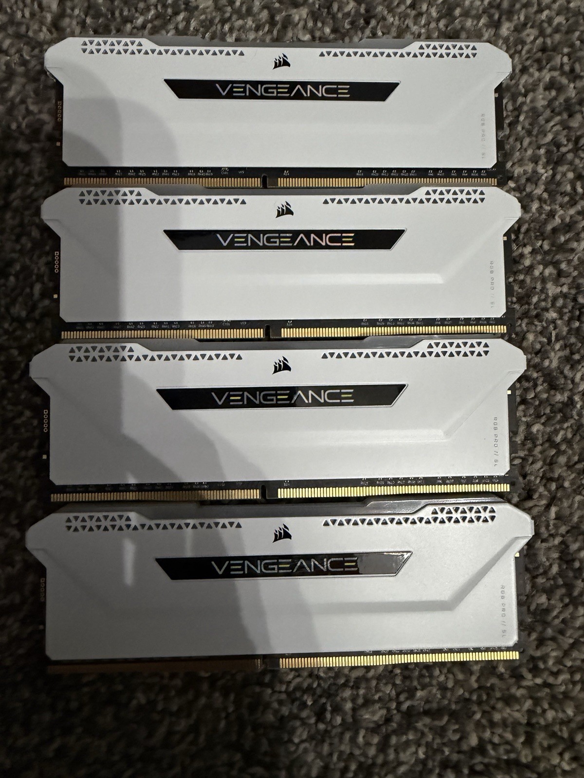 Corsair Vengeance RGB Pro 32GB DDR4 Memory Module 3200MHz DIMM (4x8GB) Corsair Vengeance RGB Pro 32GB DDR4 Memory Module 3200MHz DIMM (4x8GB)