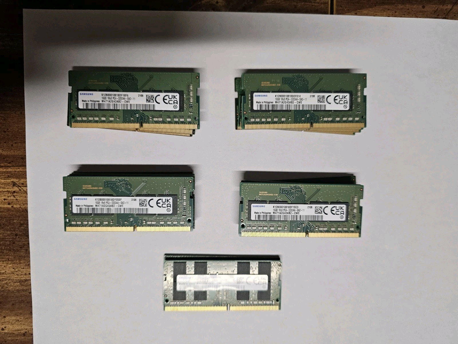 Samsung 16GB PC4-3200AA Laptop RAM Lot Of 22 Samsung 16GB PC4-3200AA Laptop RAM Lot Of 22