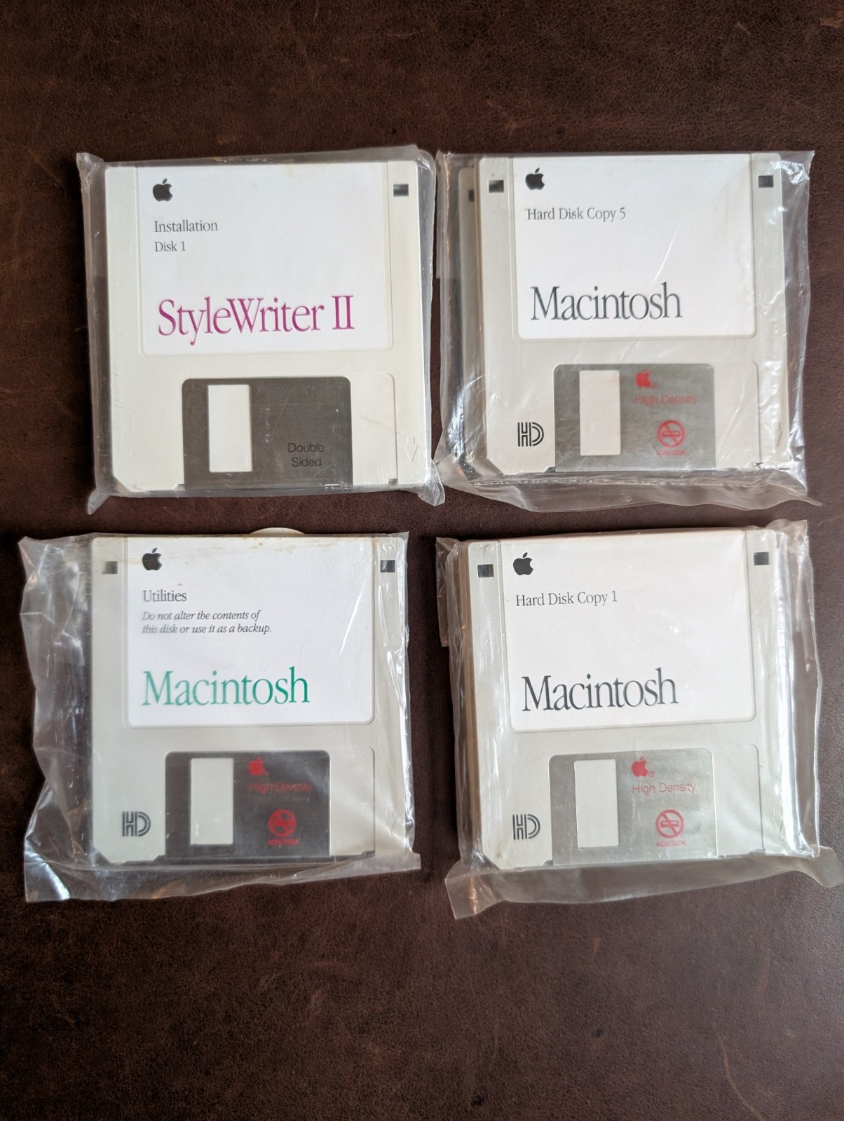 Vintage 1992 Mac System 7.1P1 Apple Software 3.5” Floppy Disks NOS Vintage 1992 Mac System 7.1P1 Apple Software 3.5” Floppy Disks NOS