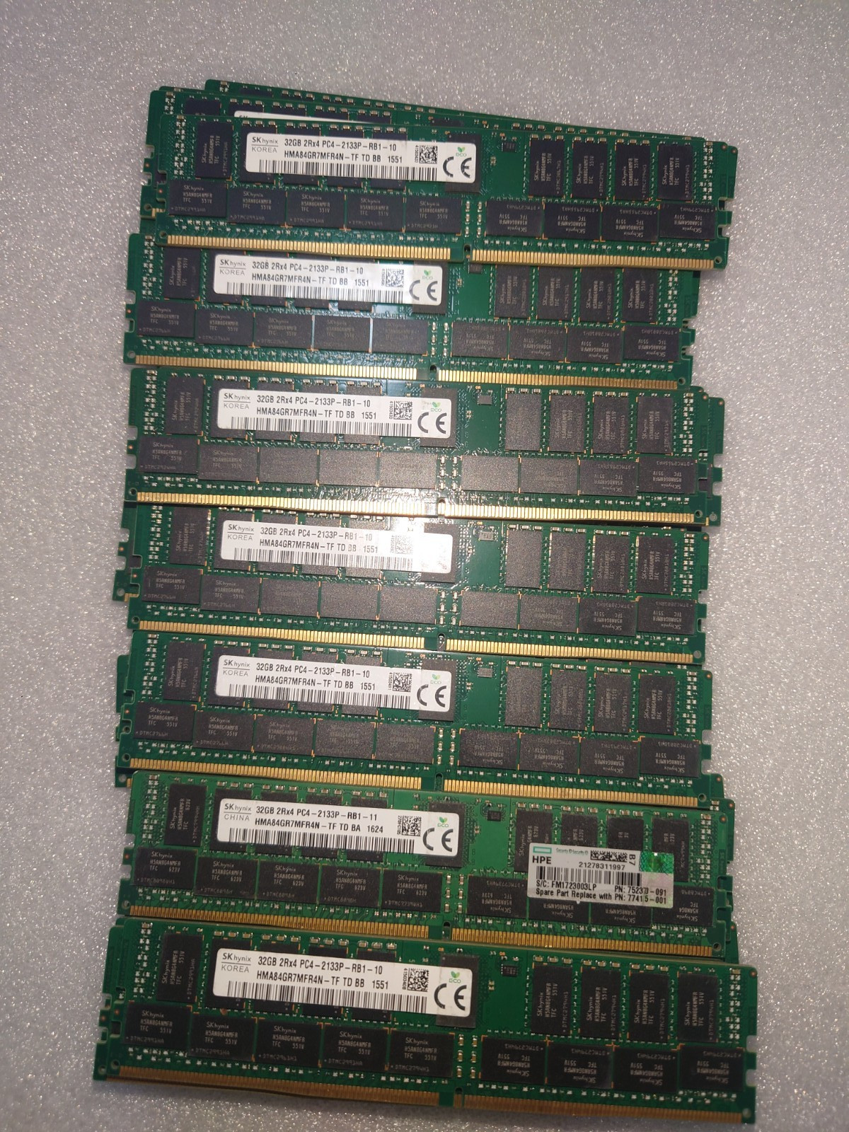 Lot of 25 SKhynix PC4-2133P DDR4 32GB 2Rx4 Server Memory RAM Lot of 25 SKhynix PC4-2133P DDR4 32GB 2Rx4 Server Memory RAM