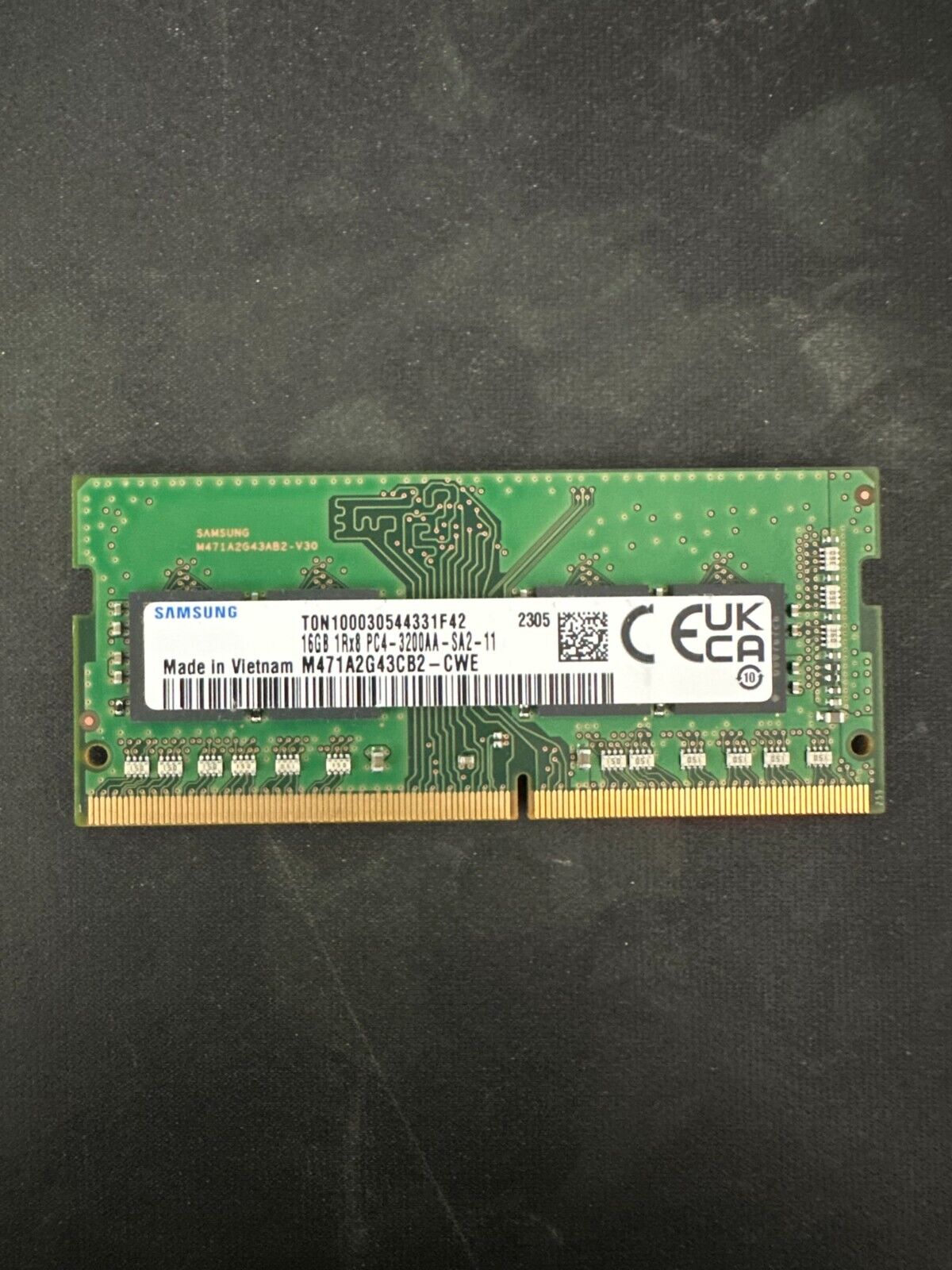 1 x 16GB 1Rx8 DDR4 PC4-3200AA PC4-25600 Laptop Ram Samsung M471A2G43CB2-CWE